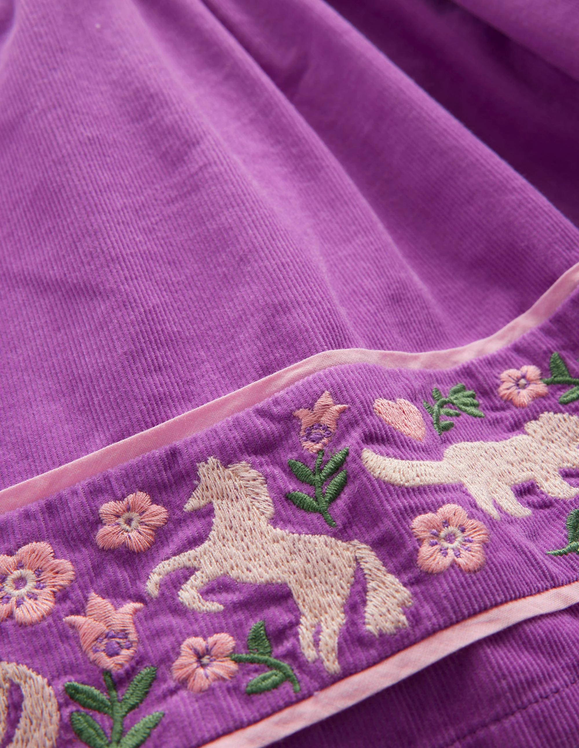 Besticktes Kleid aus Cord-Blauregen-Lila Floral - Image 3