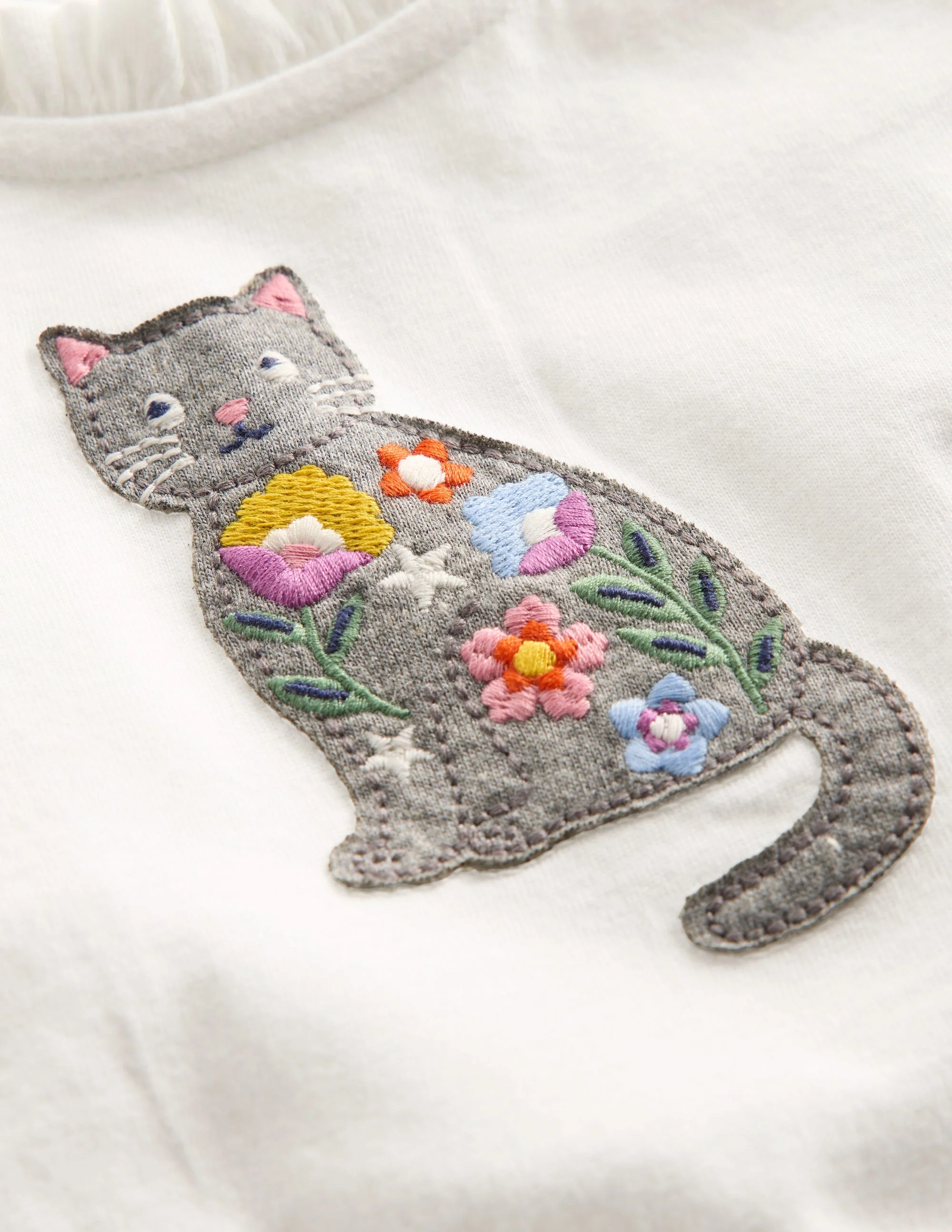 T-Shirt mit Applikation-Sanftes Naturweiß Katze - Image 3