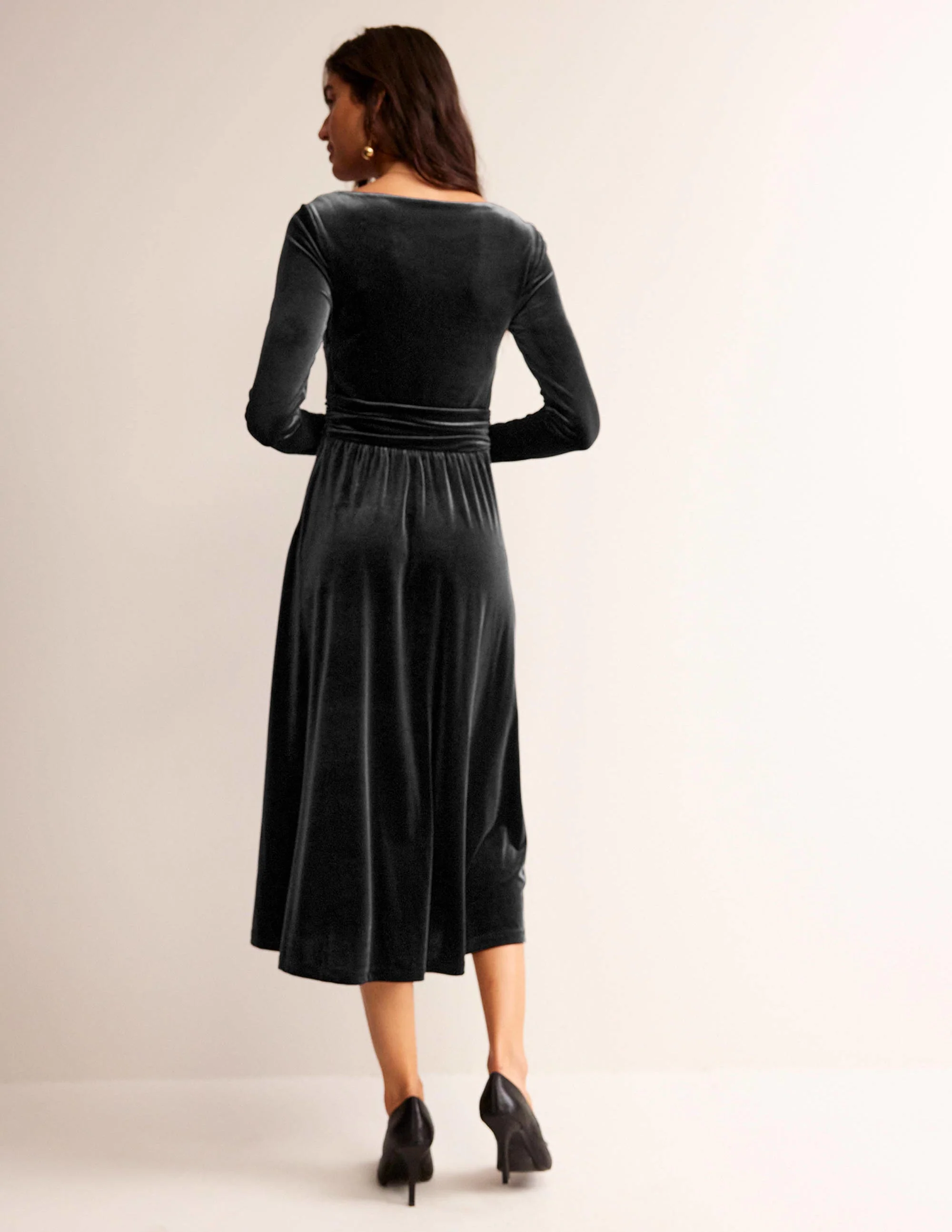 Abigail Midikleid aus Samt-Schwarz - Image 4