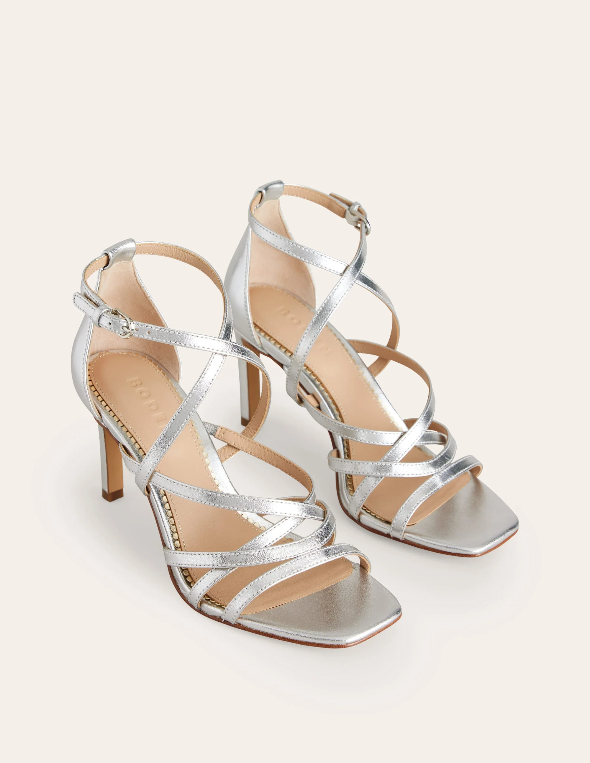 Absatzsandalen mit mehreren Riemen-Silber Metallic-Leder - Image 3