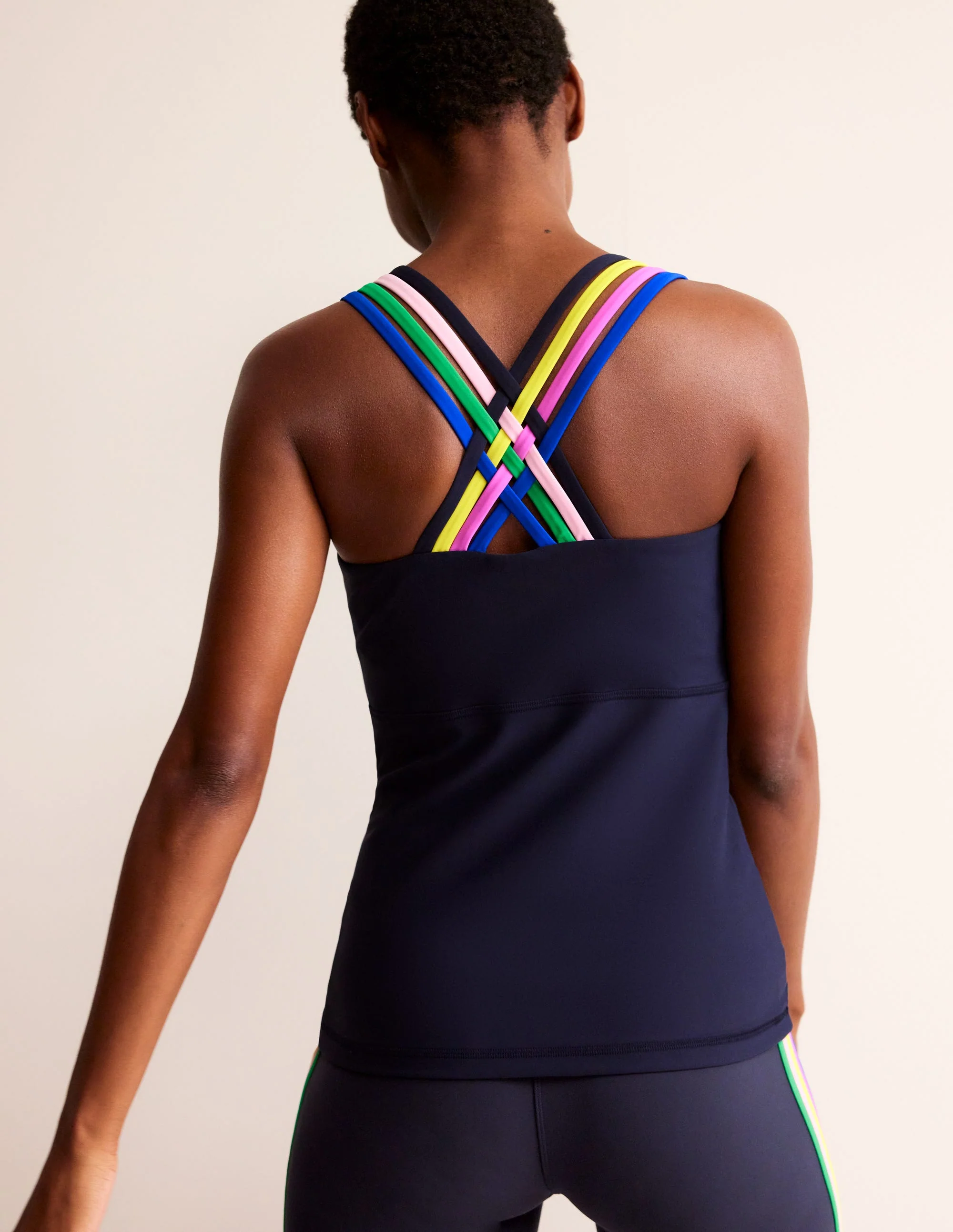 Active-Tanktop mit überkreuzten Trägern am Rücken-Marineblau, Bunt - Image 3