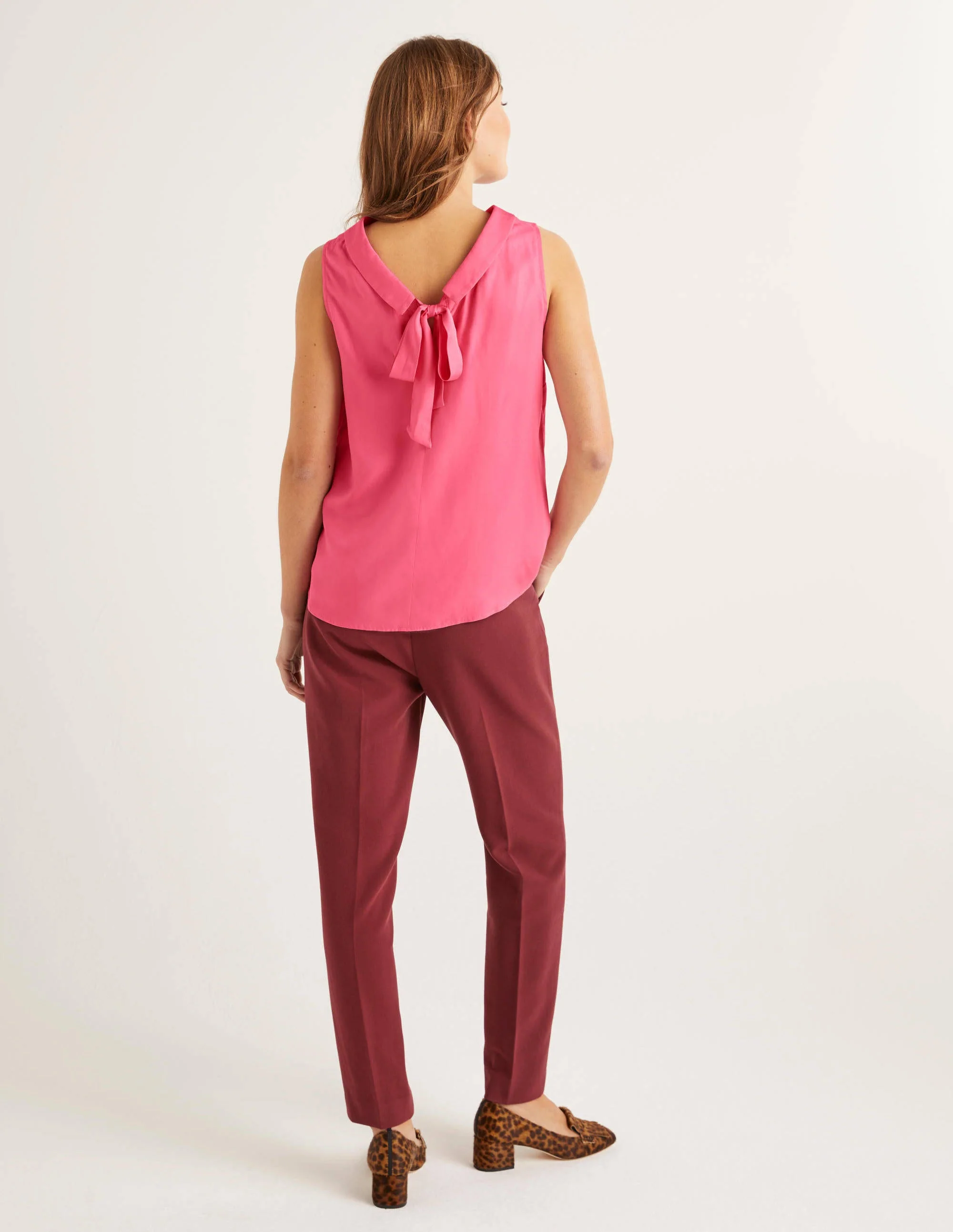 Adriana Oberteil-Helles Pink - Image 3