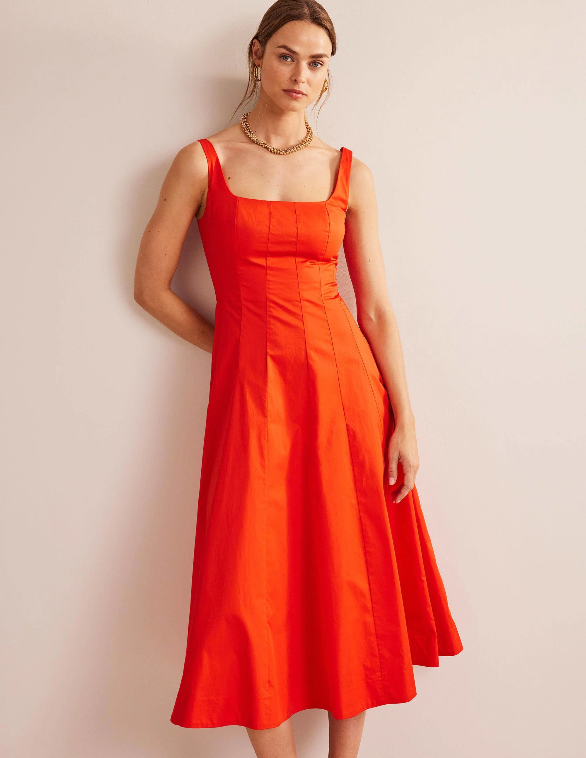 Ärmelloses Midikleid aus Stoffbahnen-Blutorange - Image 6