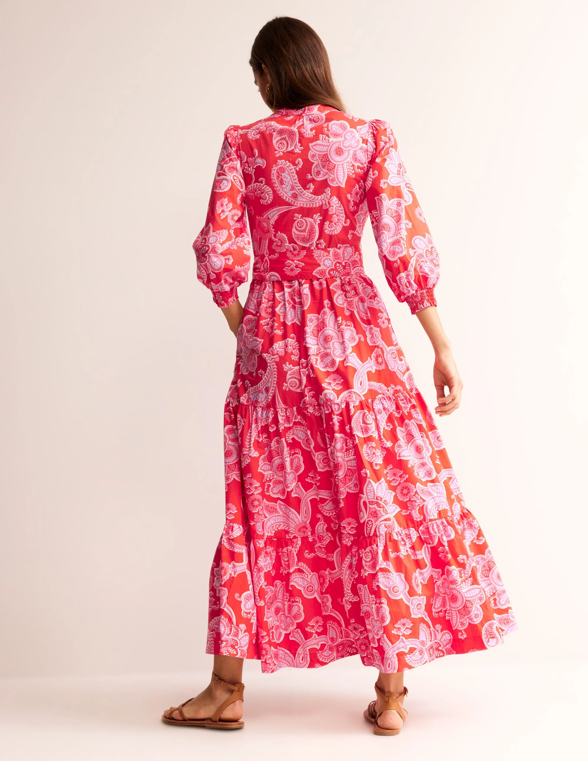 Alba Gestuftes Maxikleid aus Baumwolle-Flame Scarlet, Cascade-Paisley - Image 3