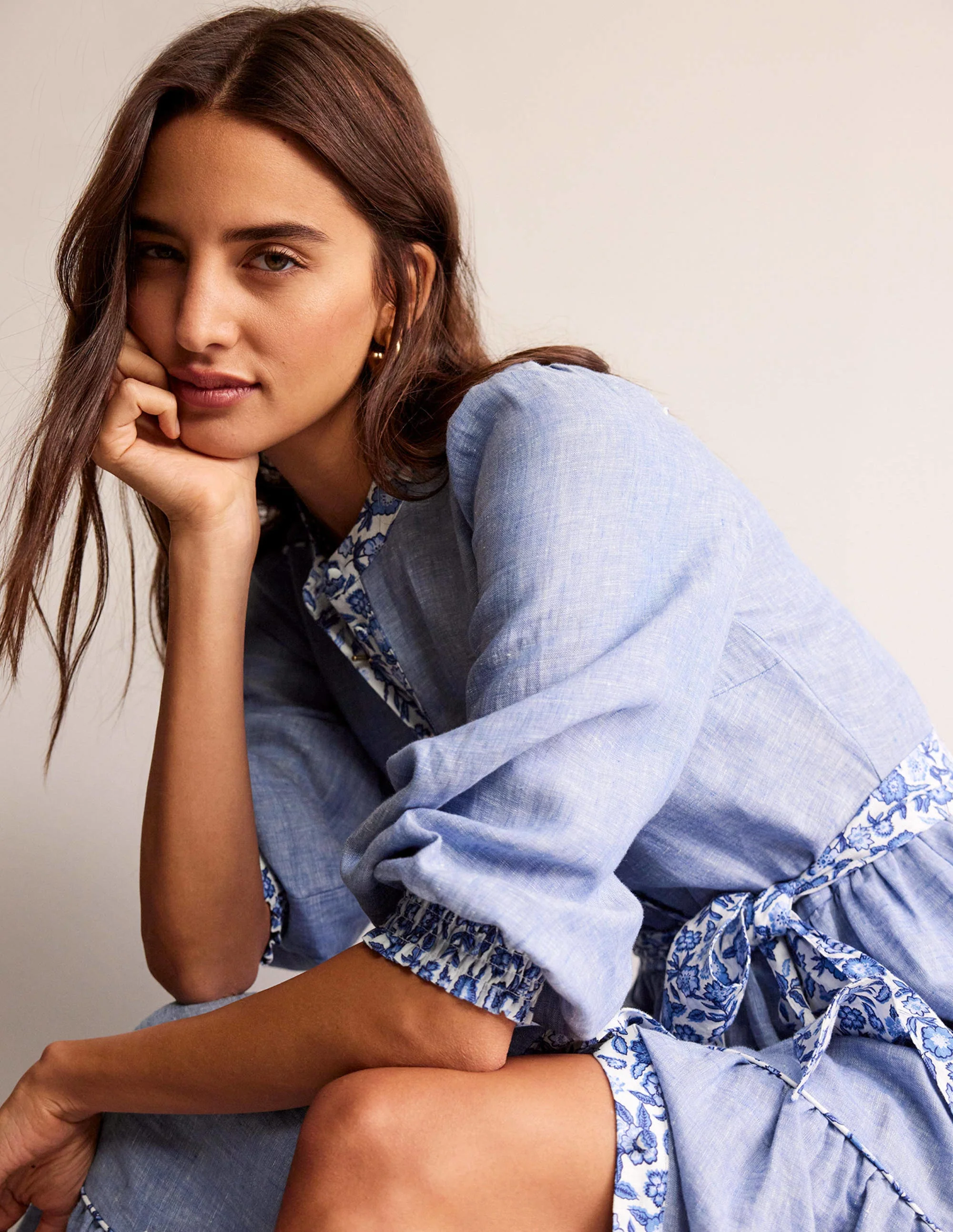Alba Maxi-Chambray-Kleid-Faux-Uni - Image 2