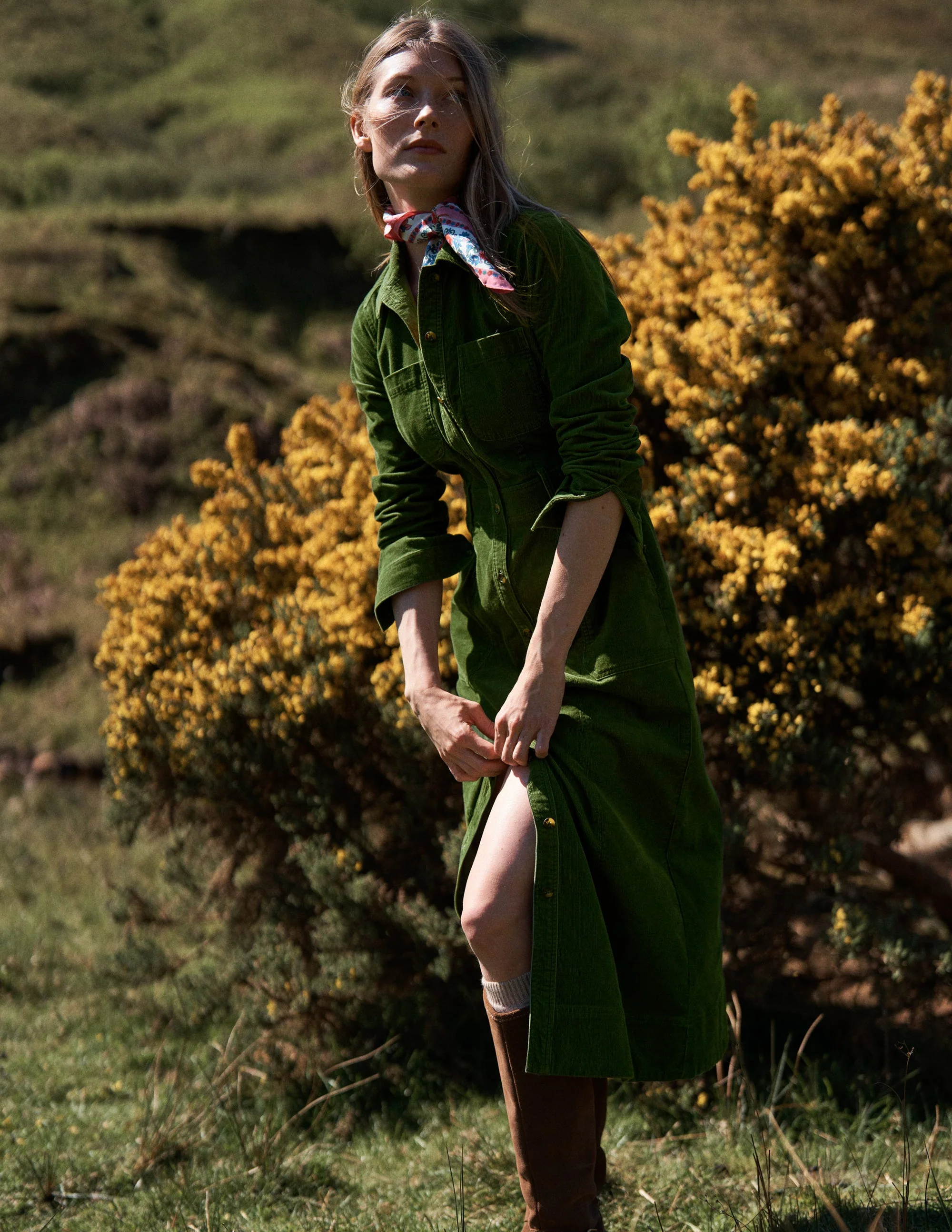 Amanda Midi-Cordkleid-Farn - Image 6