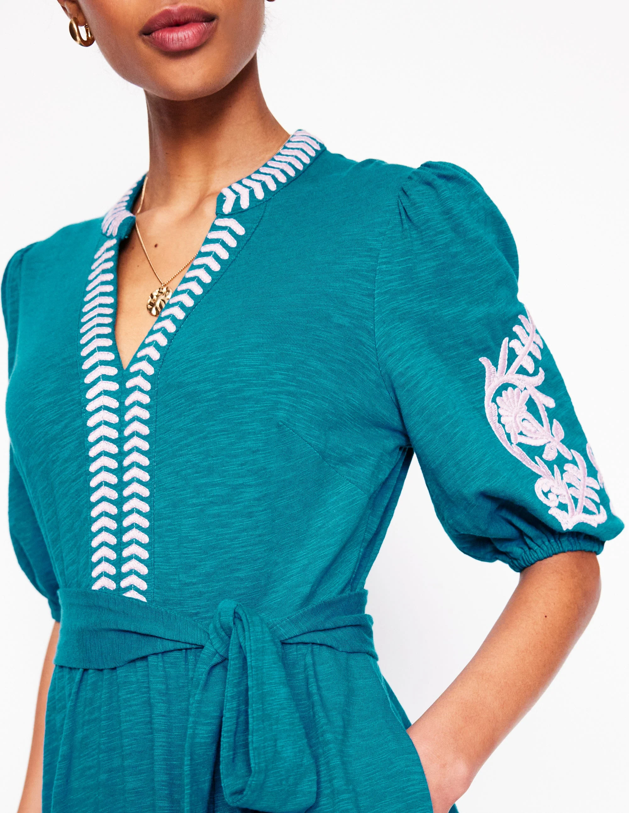 Amara Besticktes Jerseykleid-Tiefseeblau, Wiesenrosa - Image 2