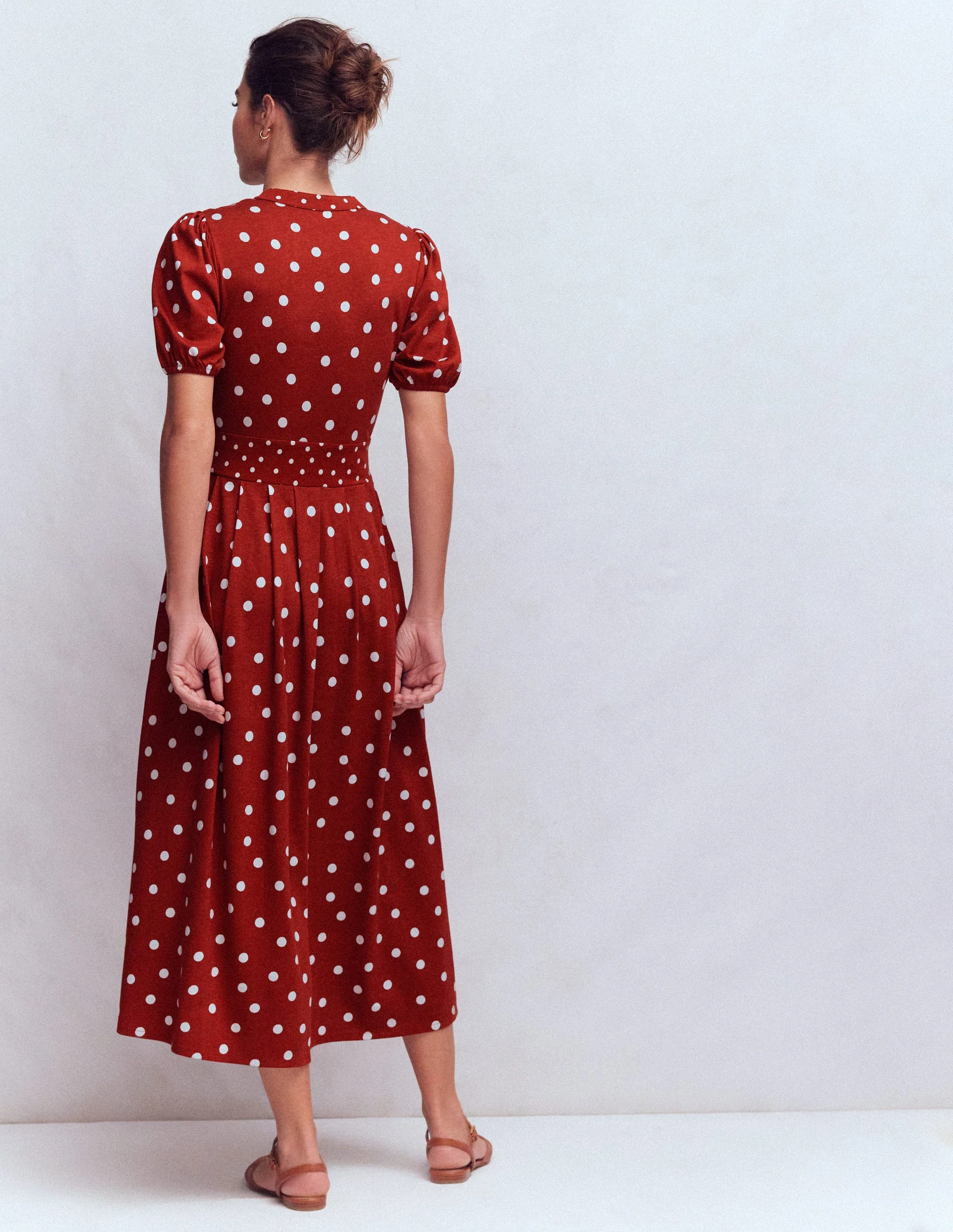 Amber Jersey-Midikleid mit Falten-Gebranntes Orange, Gemalte Tupfen - Image 3