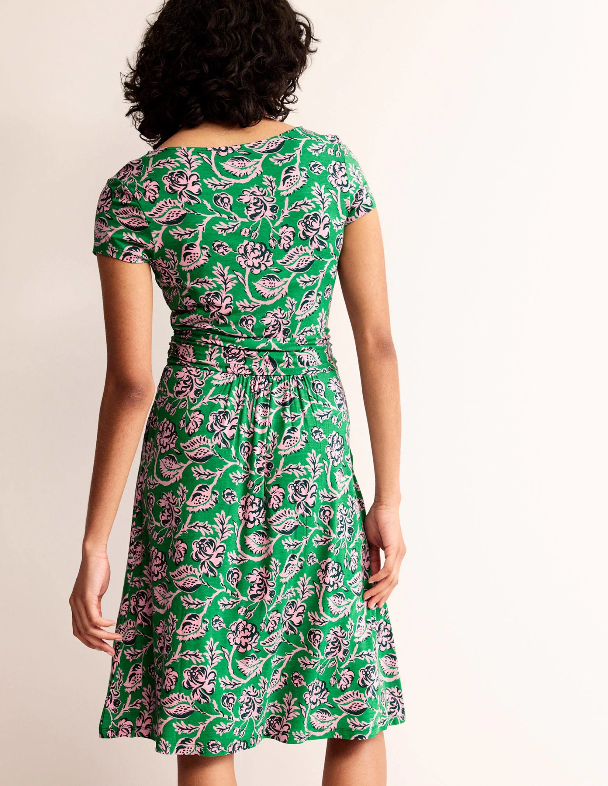 Amelie Jerseykleid-Grünes Tamburin, Puderrosa - Image 4