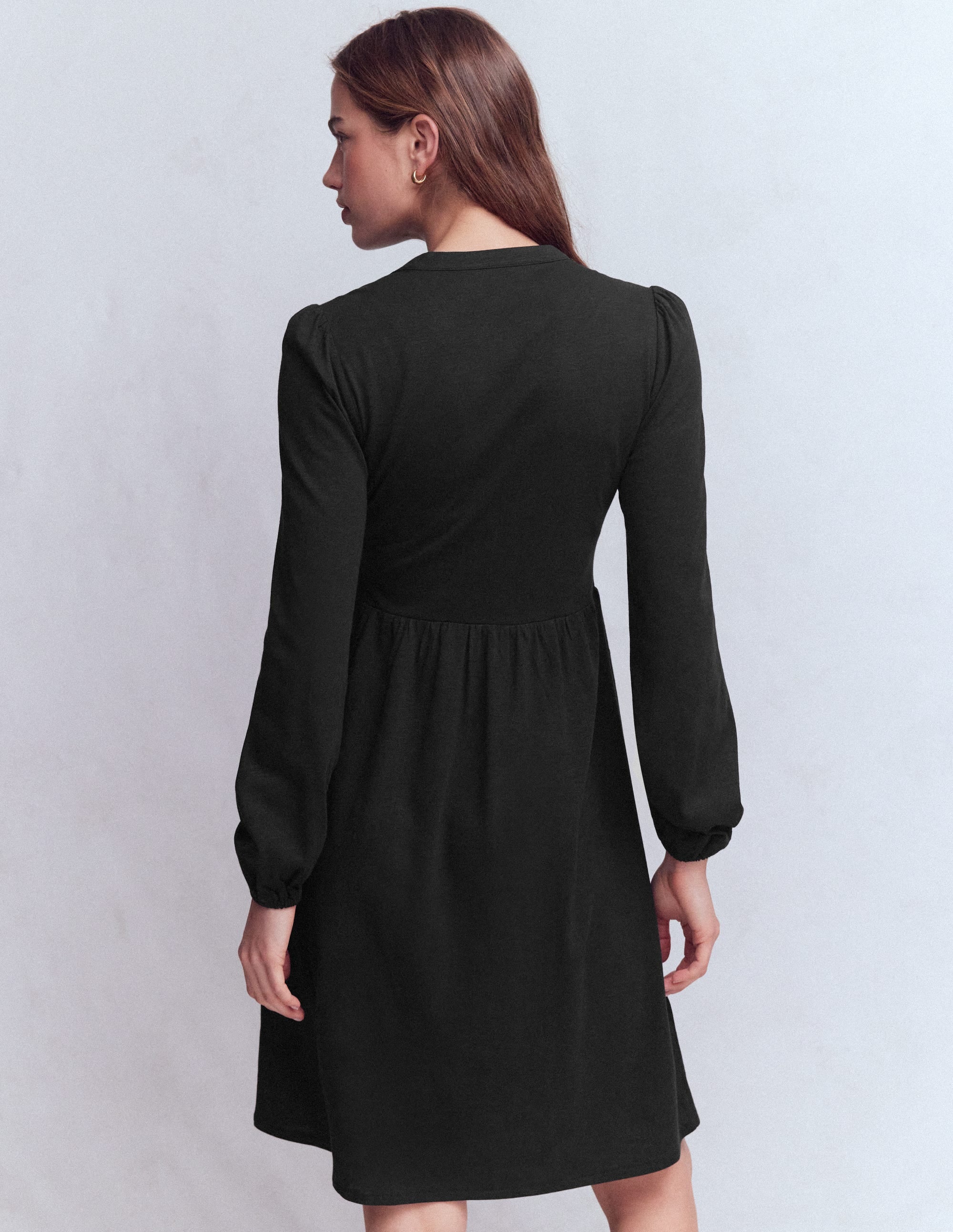 Amy Kurzes Jerseykleid-Schwarz - Image 4