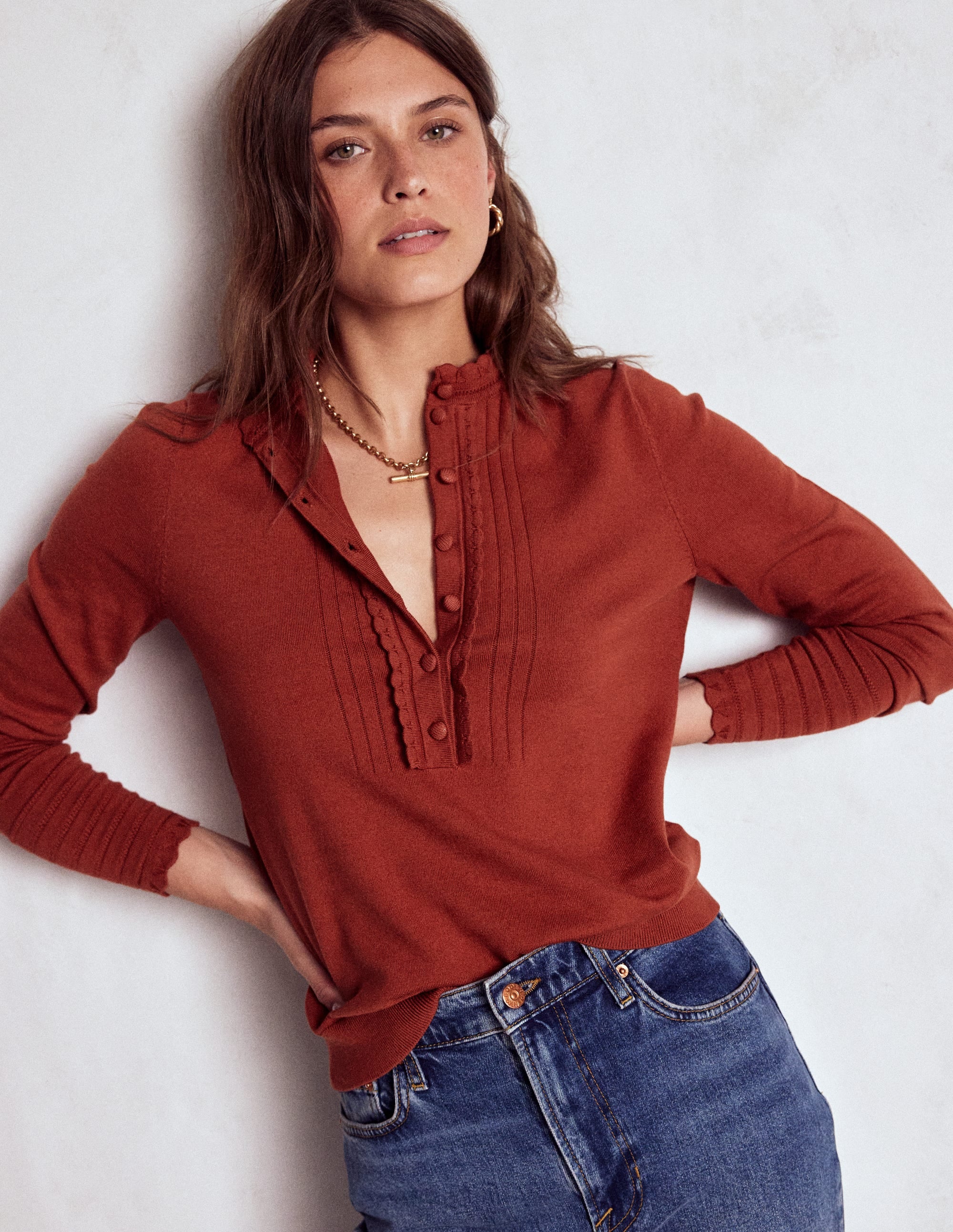 Angela Baumwollpullover mit Muschelsaum-Kastanienbraun - Image 5