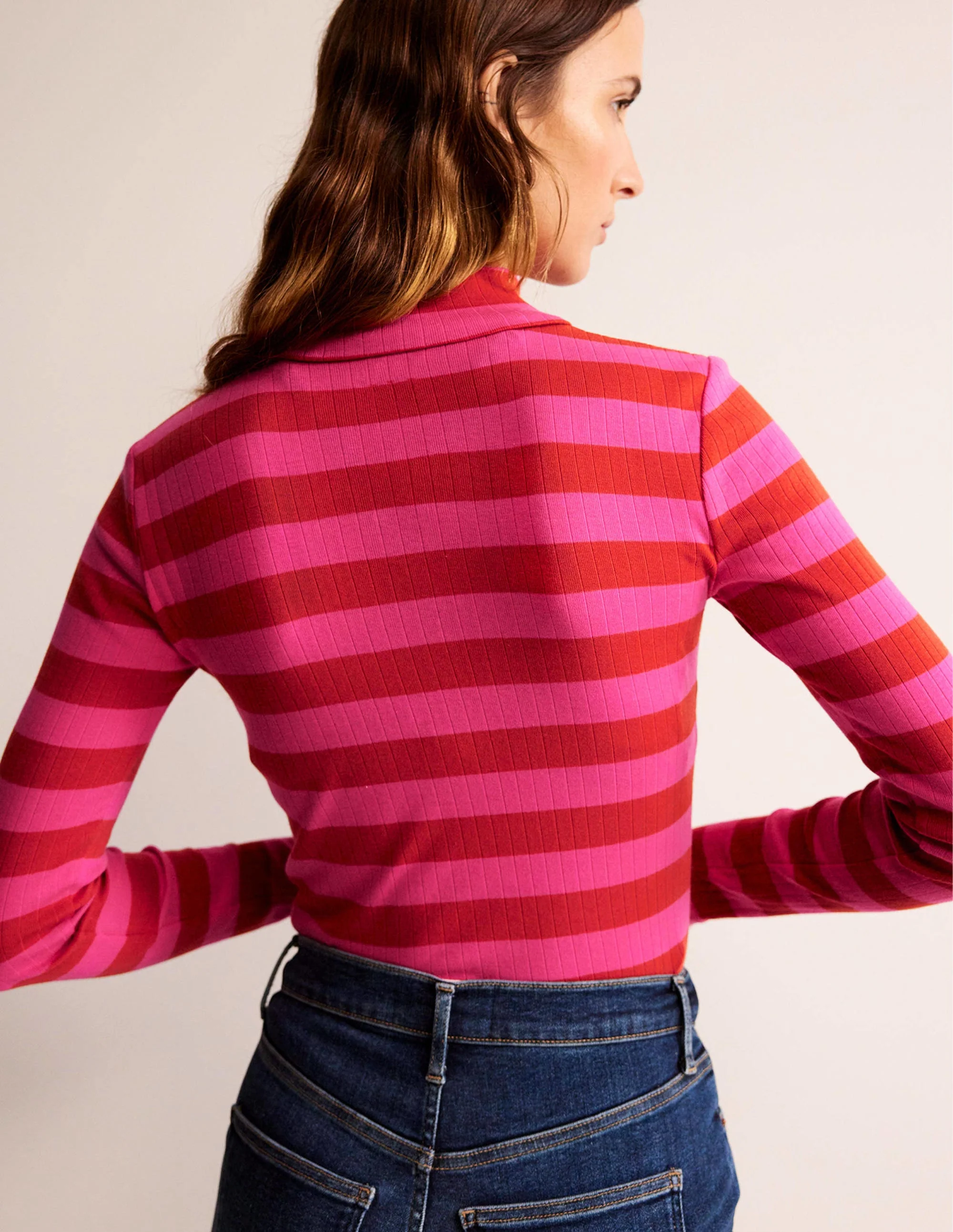 Anna Oberteil aus Rippstrick mit Rollkragen-Helles Rost, leuchtendes Pink - Image 3