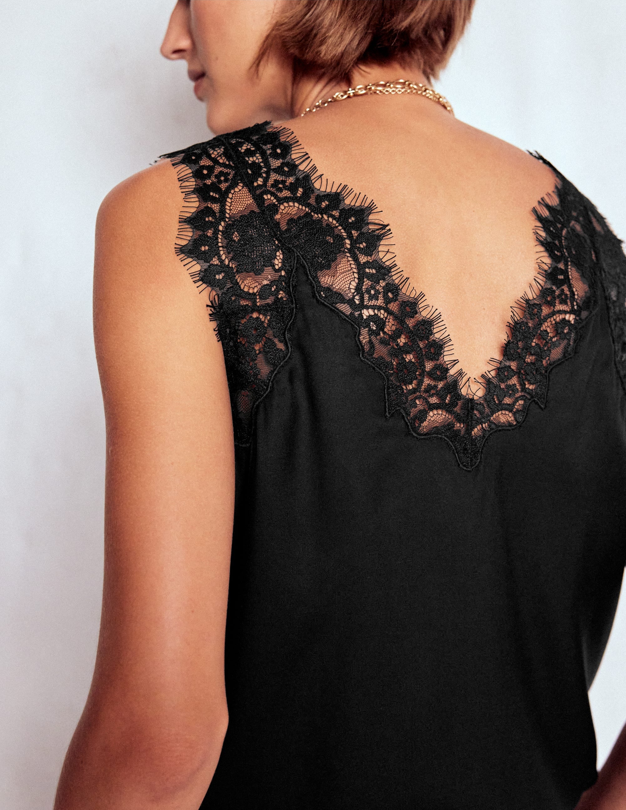 Ara Camisole-Top aus Seidenmischung mit Spitze-Schwarz - Image 5
