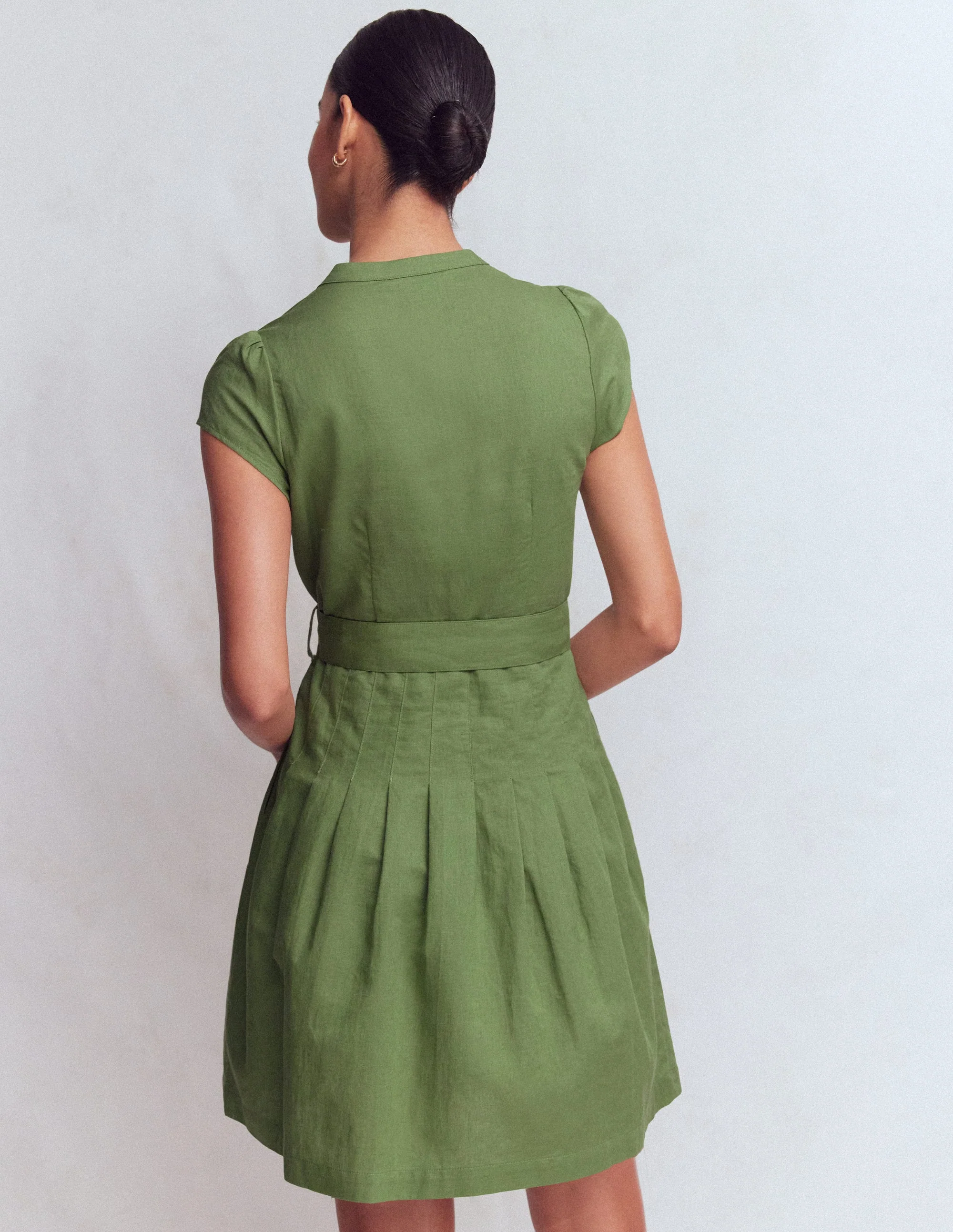 Arabella Kurzes Leinenkleid-Dunkles Teichgrün - Image 3