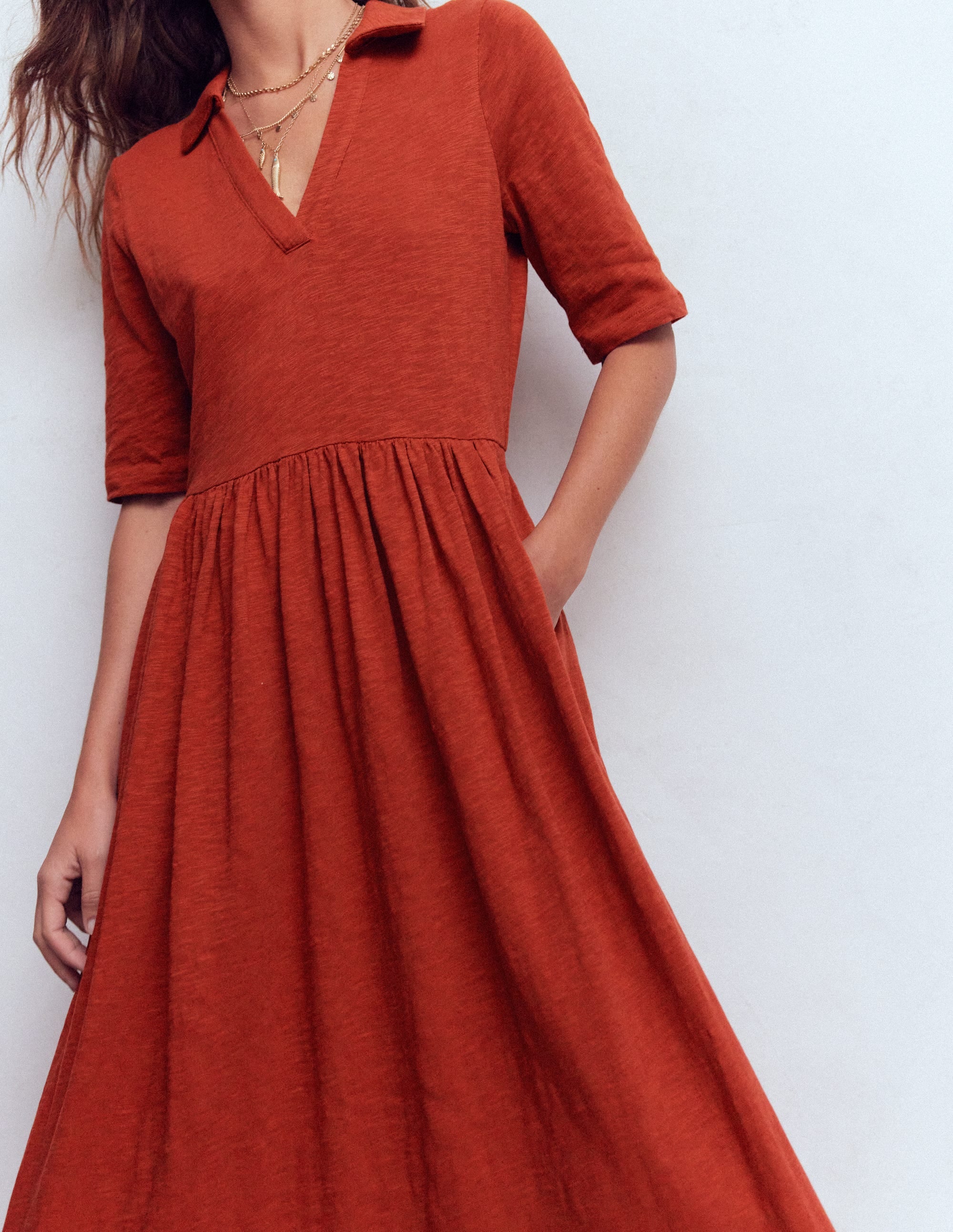 Aria Jerseykleid mit Kragen-Braun-Orange - Image 2