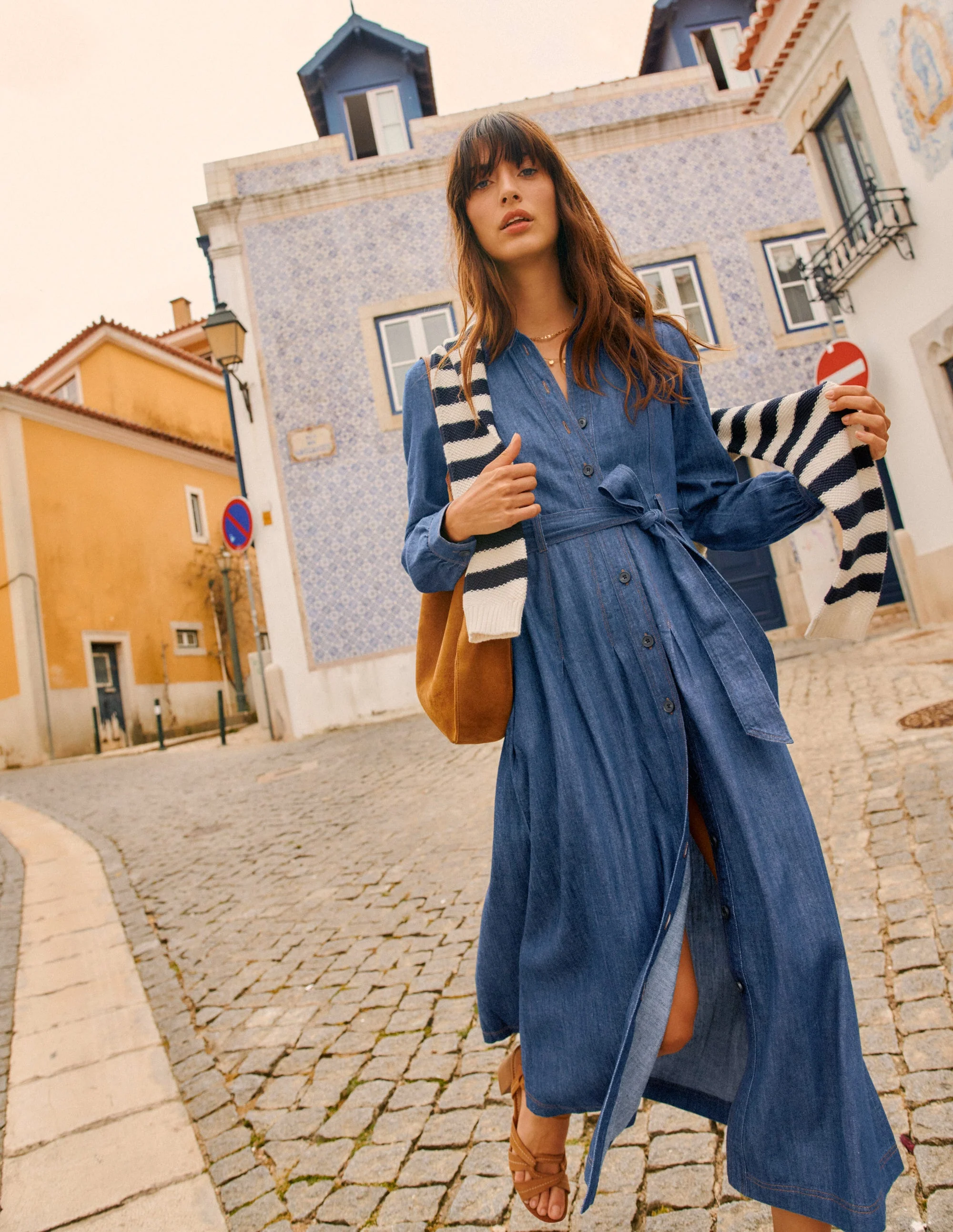 Aubrey Midi-Hemdblusenkleid aus Denim-Helles Vintageblau - Image 8