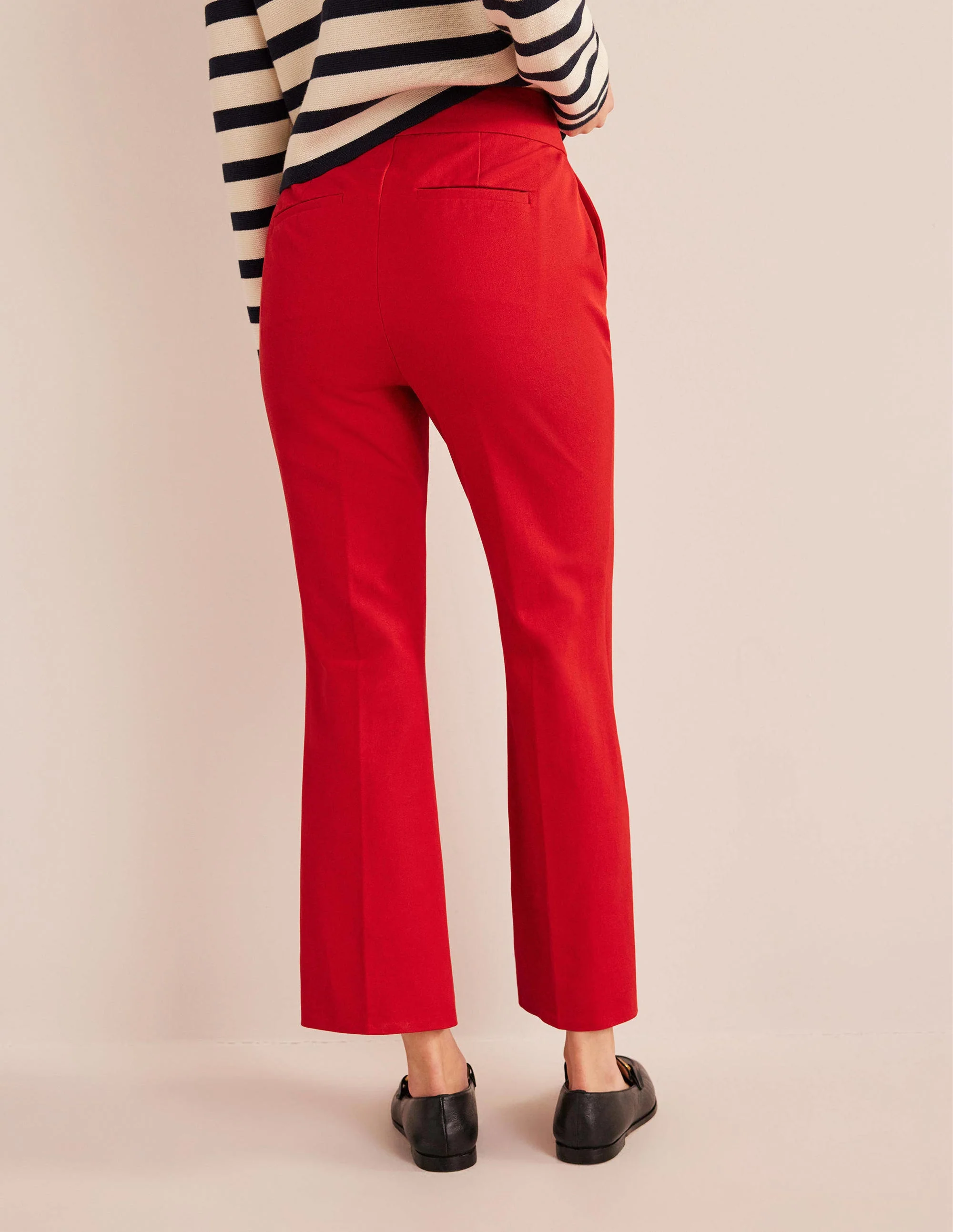 Ausgestellte 7/8-Hose mit 2-Wege-Stretch-Zinnoberrot - Image 3