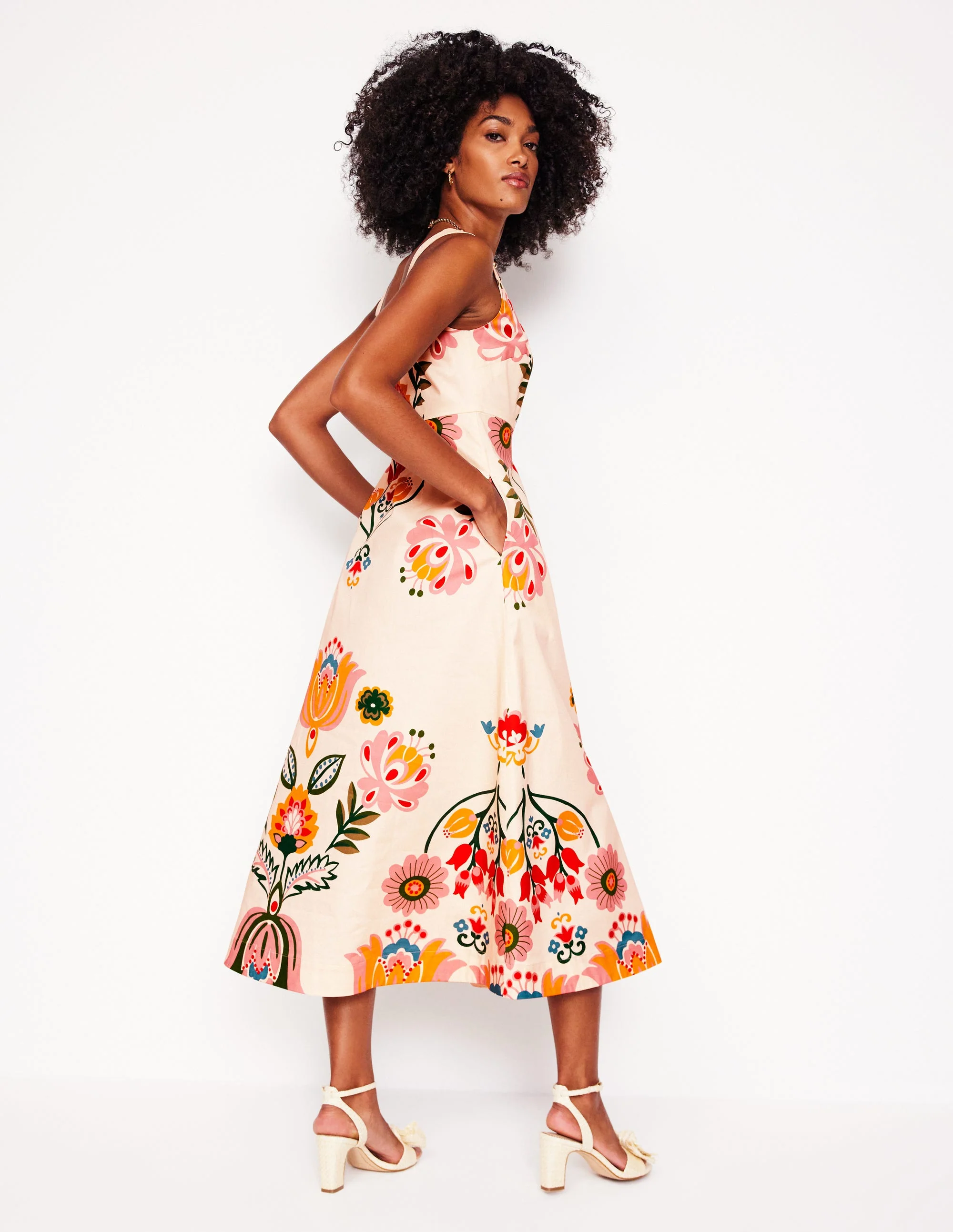 Ausgestelltes Kleid mit quadratischem Ausschnitt-Naturweiß, Tulpenfusion - Image 3