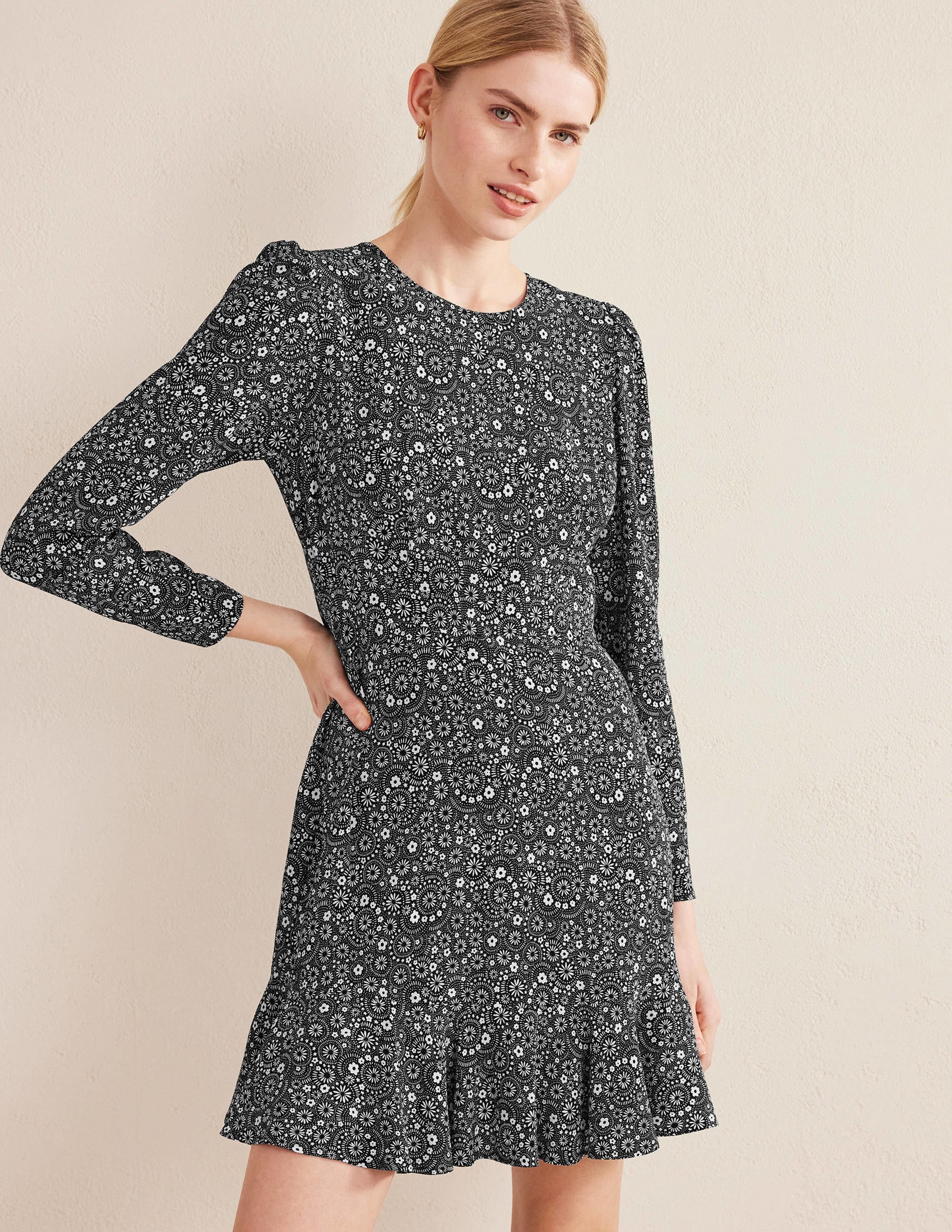 Ausgestelltes Minikleid mit langen Ärmeln-Schwarz, Knalliges Rosa