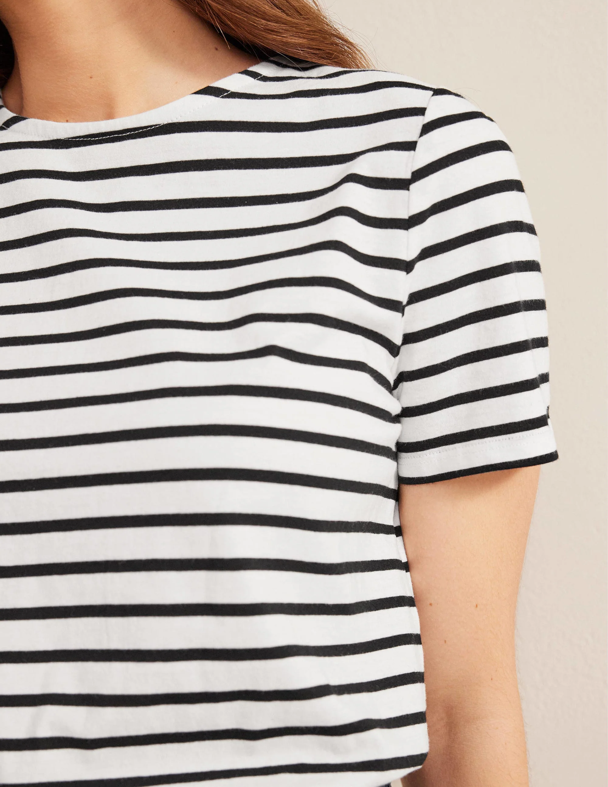 Bea Breton-Shirt mit kurzen Ärmeln-Naturweiß/Schwarz, Gestreift - Image 2
