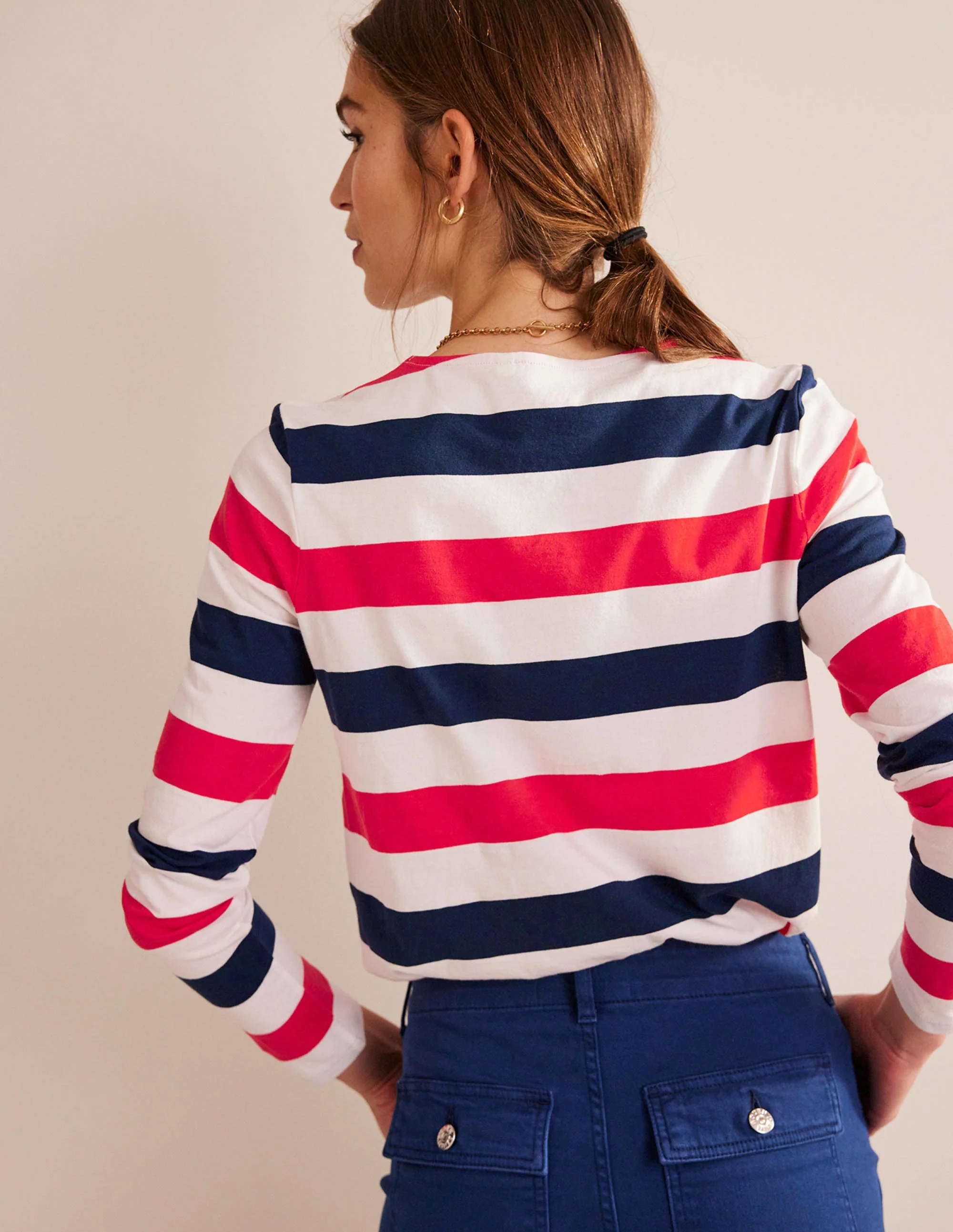 Bea Breton-Shirt mit langen Ärmeln-Kirschrot und Marineblau - Image 3