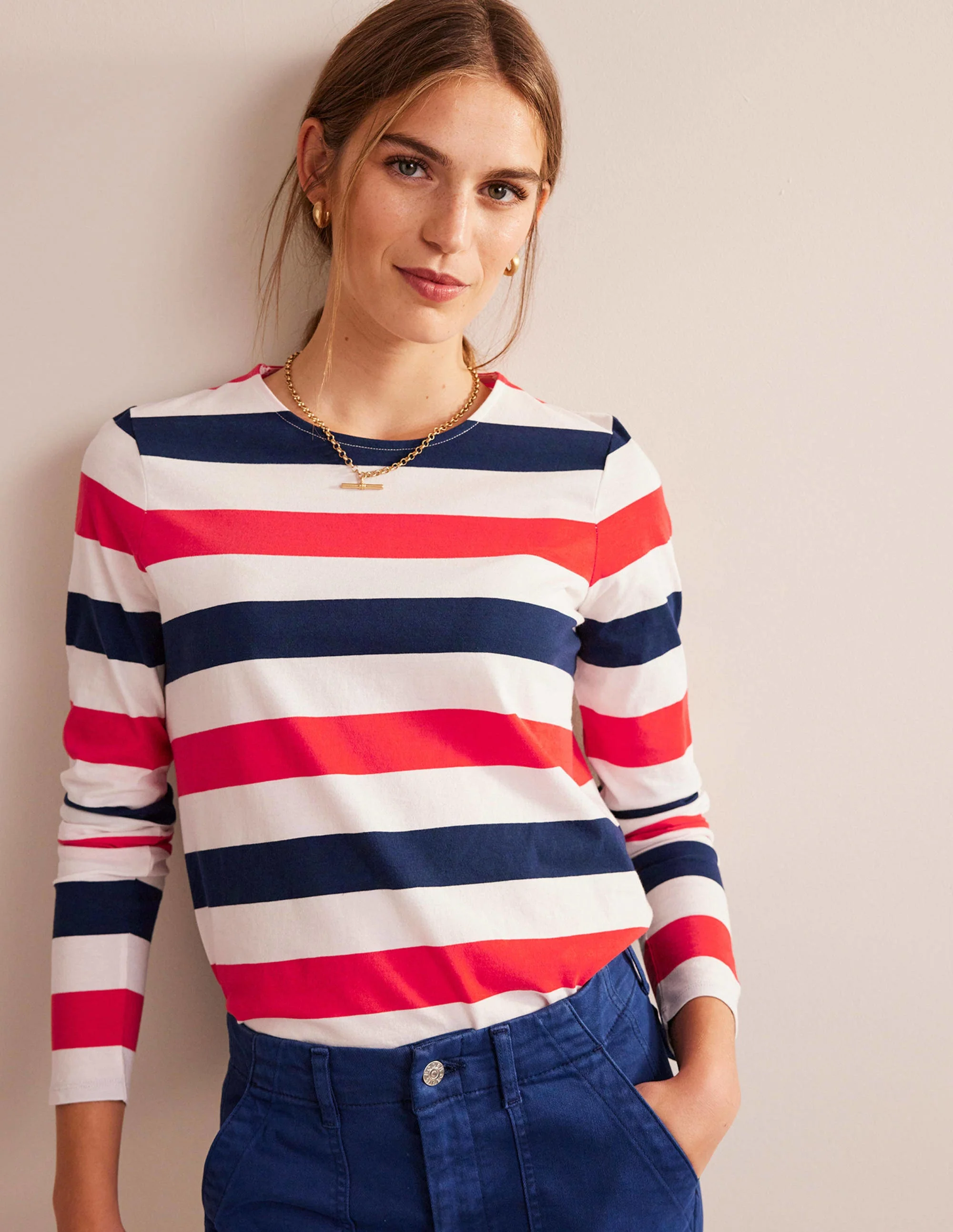 Bea Breton-Shirt mit langen Ärmeln-Kirschrot und Marineblau - Image 4