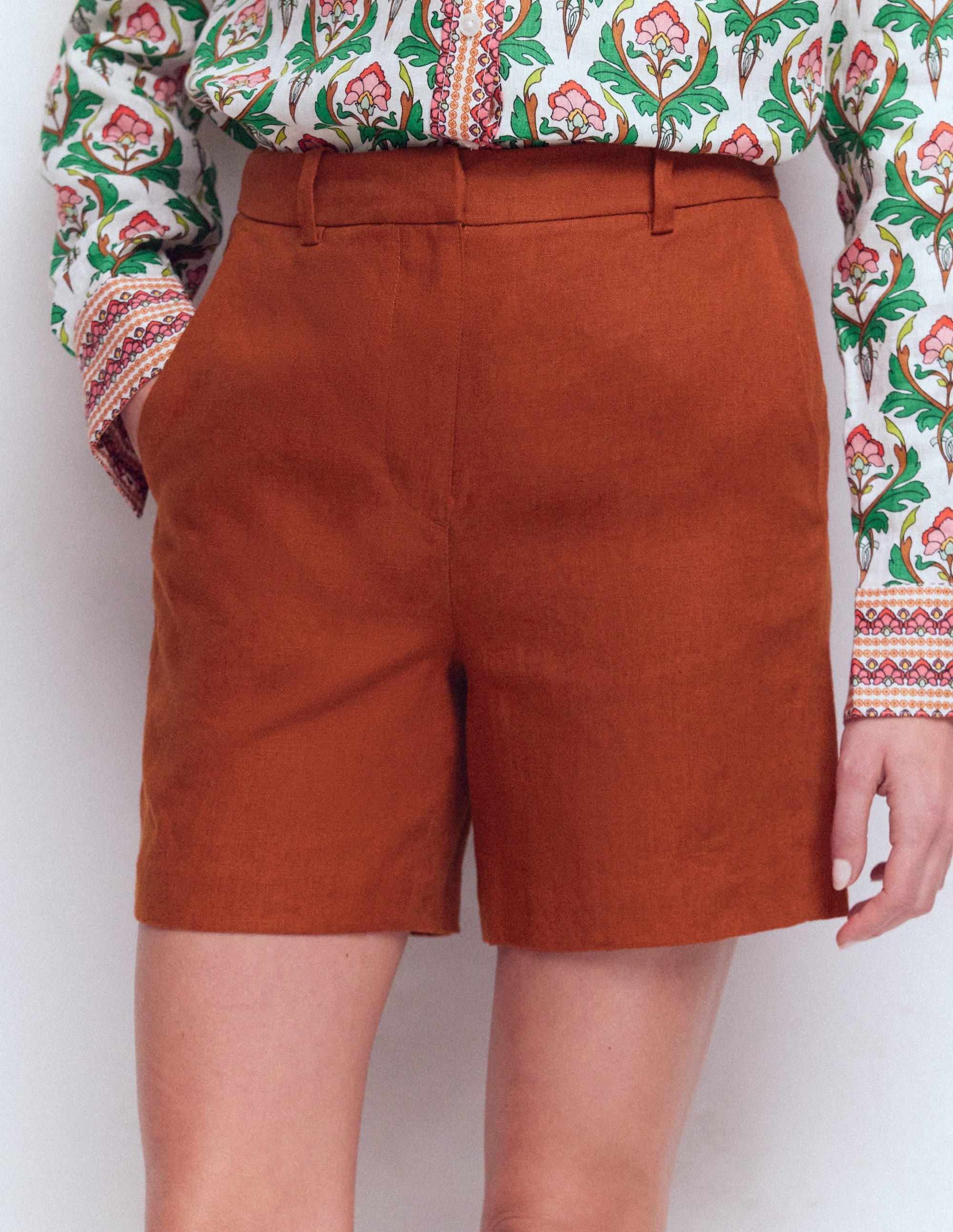 Belgravia Leinenshorts-Braun-Orange - Image 4