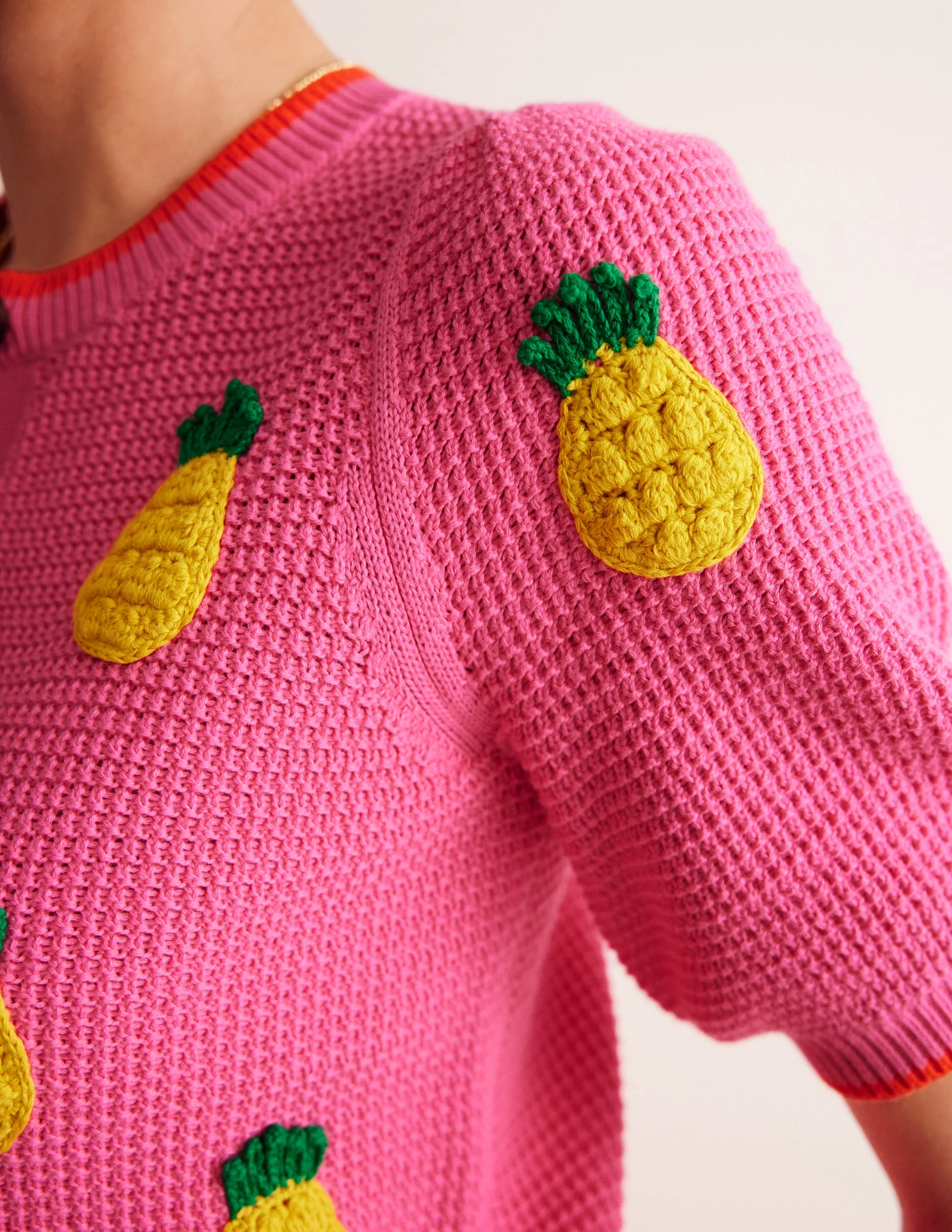 Bestickte Strickjacke mit kurzen Ärmeln-Sangria Sunset Pink, Ananas - Image 2