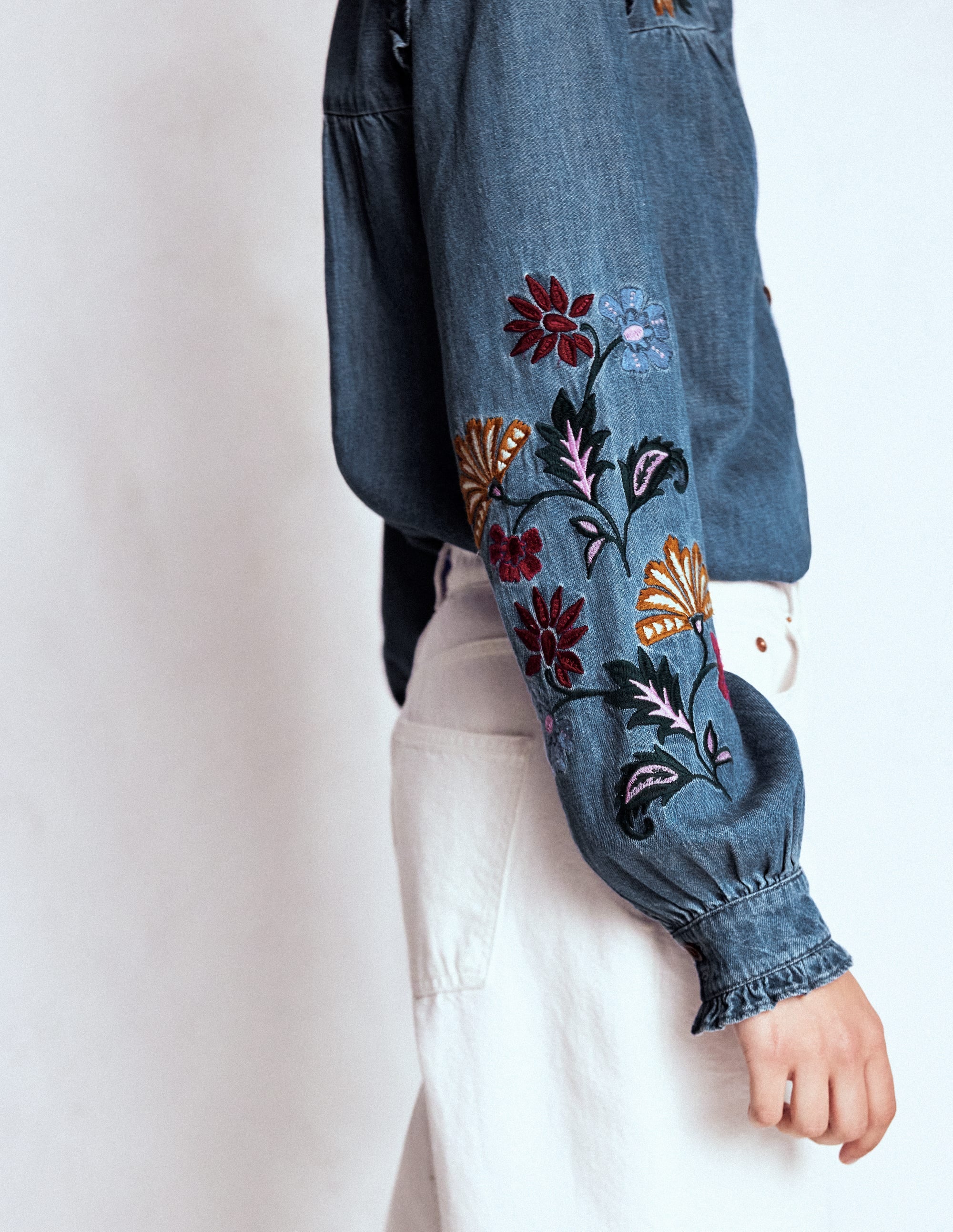 Besticktes Denim-Oberteil-Helles Vintageblau, Stickerei - Image 5