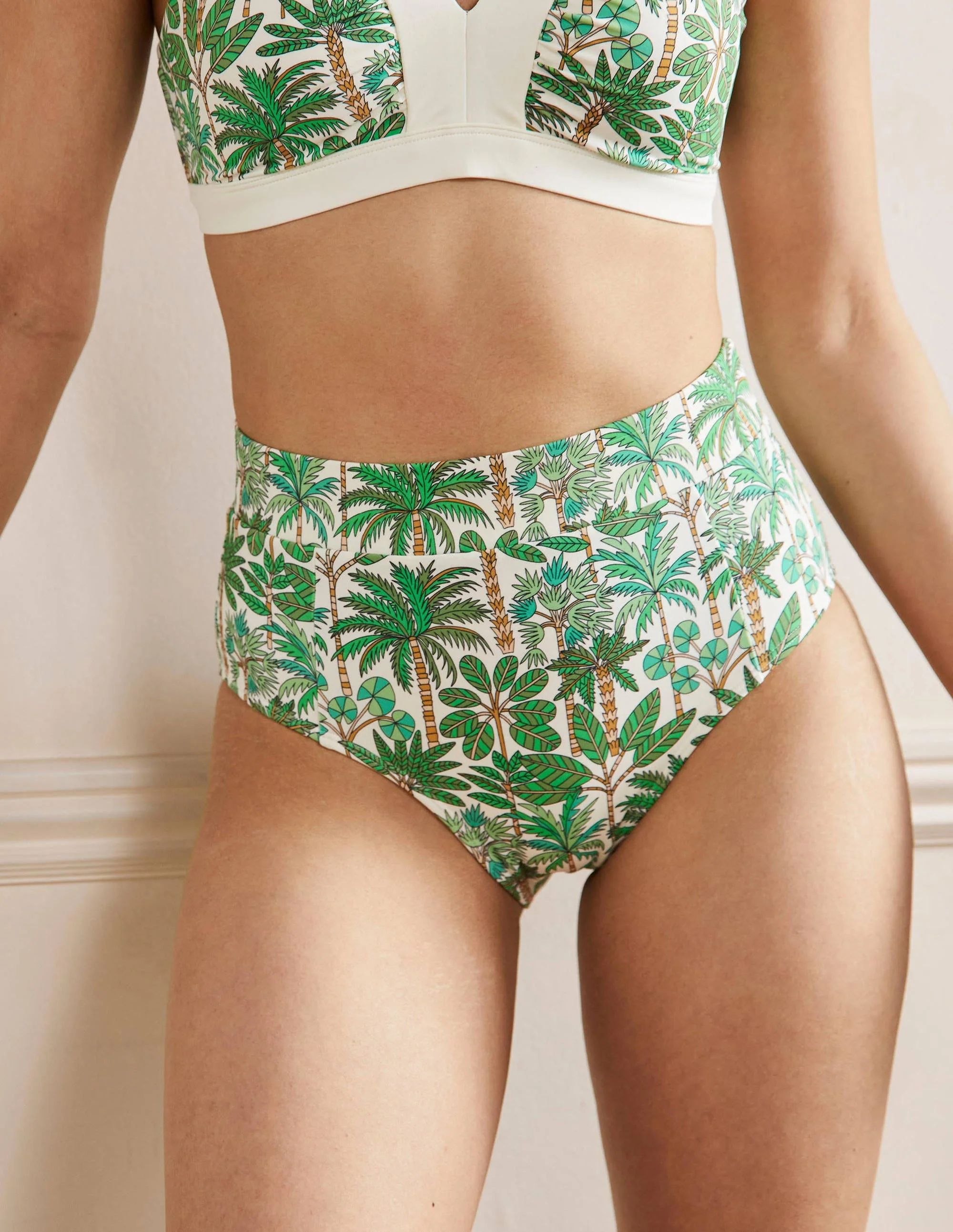 Bikinihose mit hohem Bund-Naturweiß, Palmenwald - Image 4