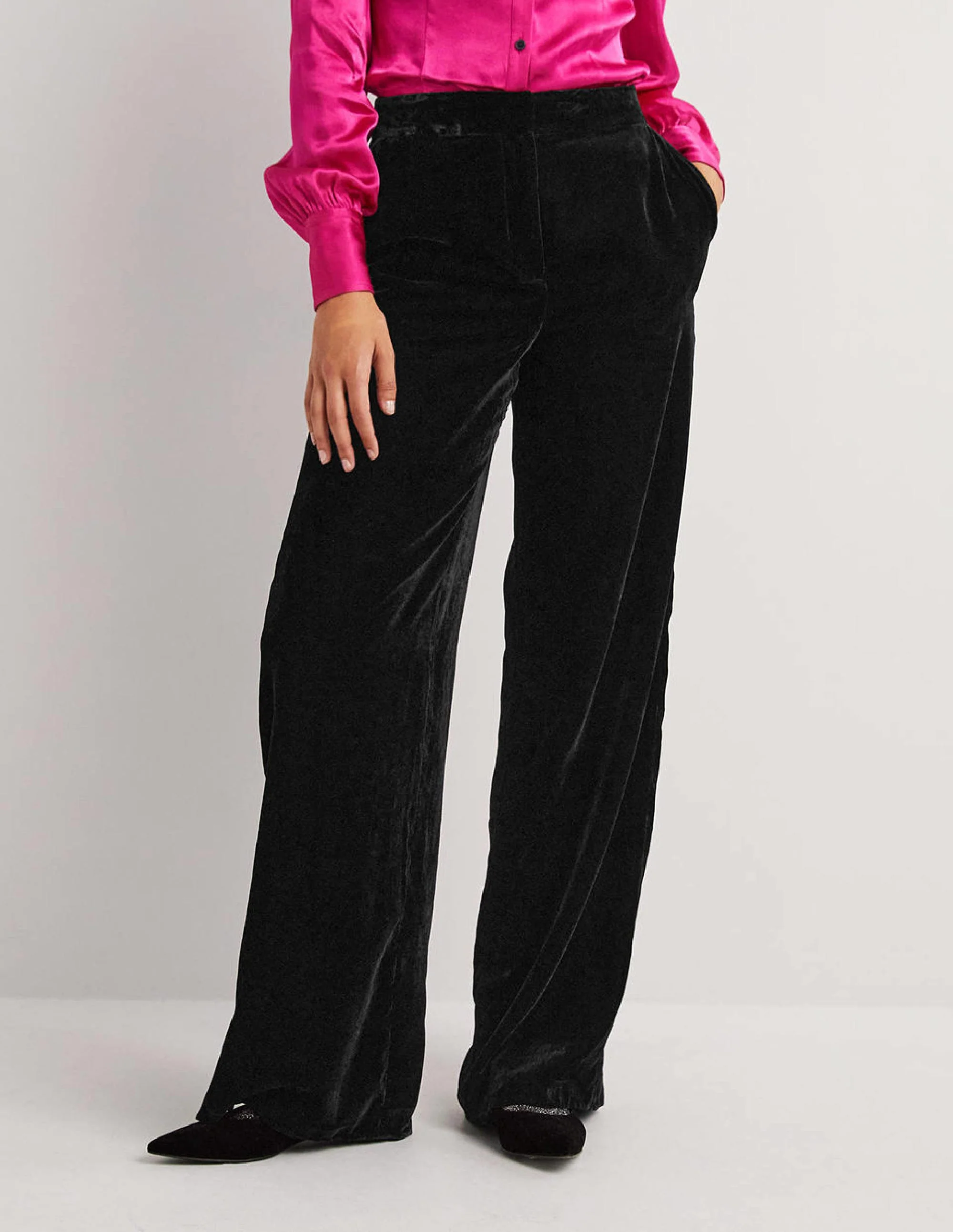 Black Velvet Wide-Leg Trousers-Schwarz, Samt - Image 4
