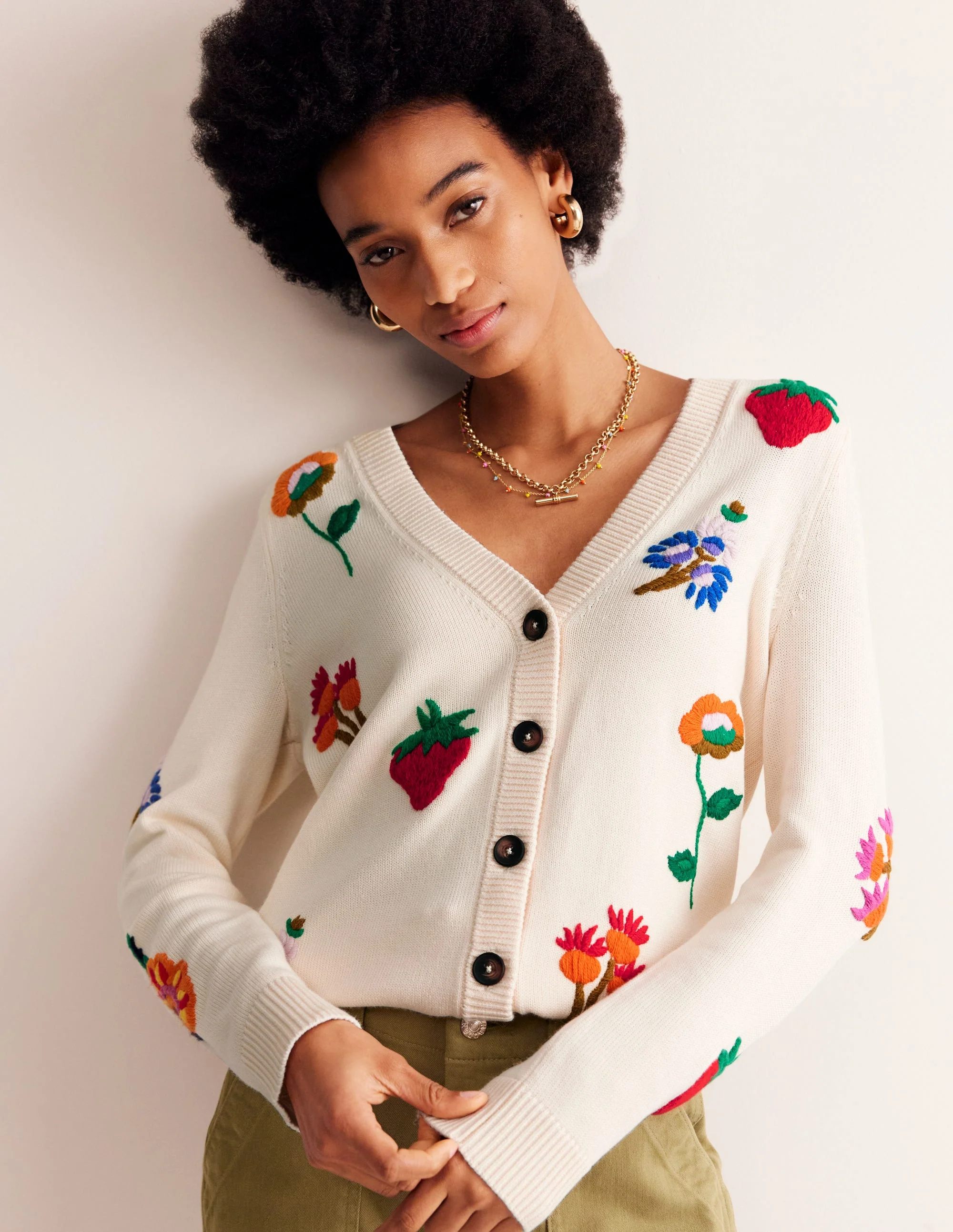 Breite Strickjacke mit Motiv-Warmes Naturweiß