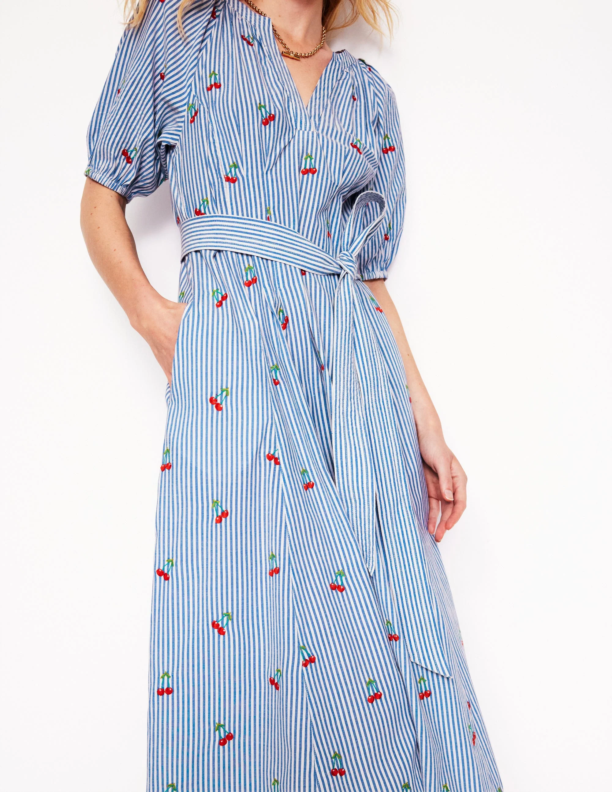 Bria Midikleid mit Stickerei-Kirschen-Stickerei - Image 2