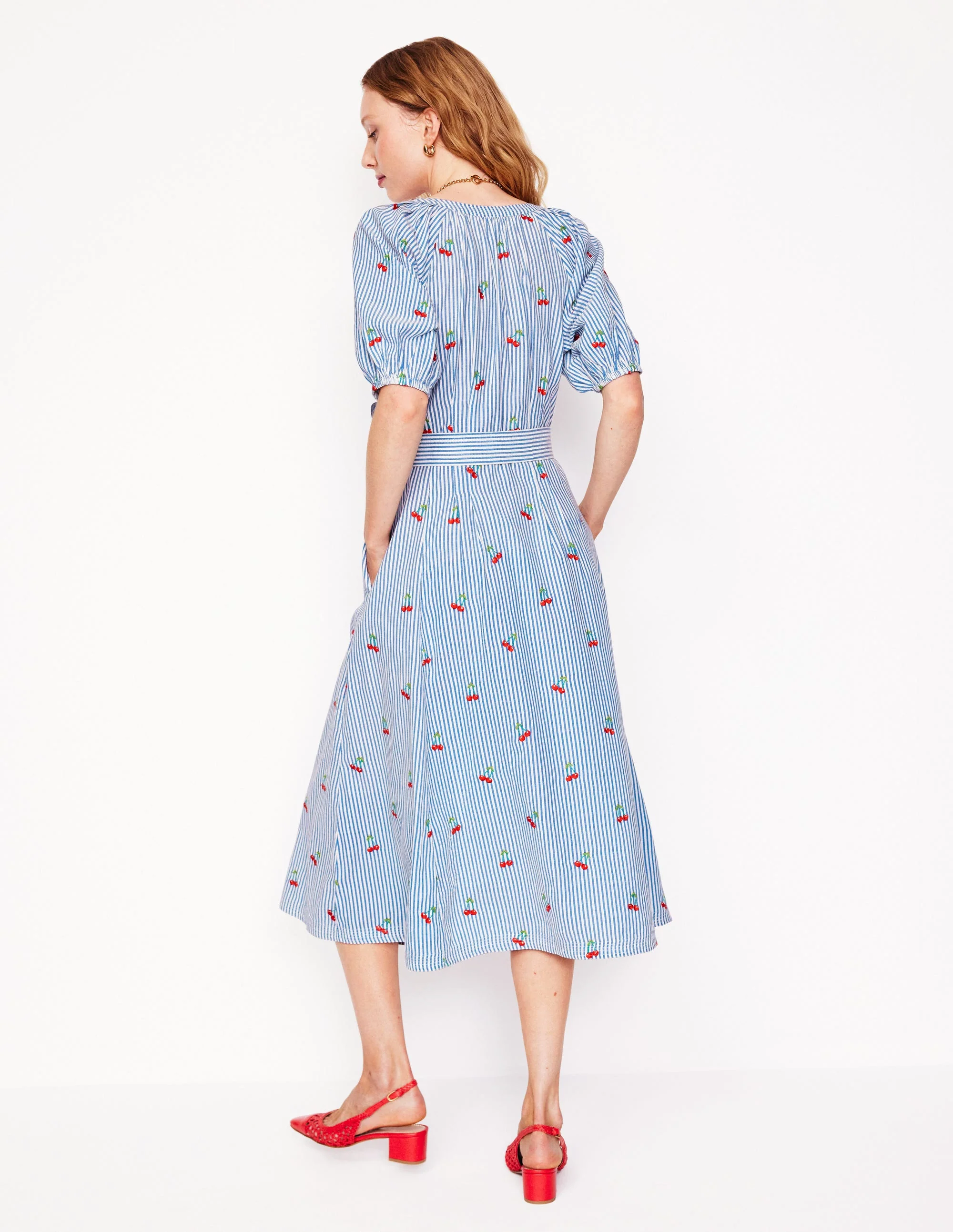 Bria Midikleid mit Stickerei-Kirschen-Stickerei - Image 3