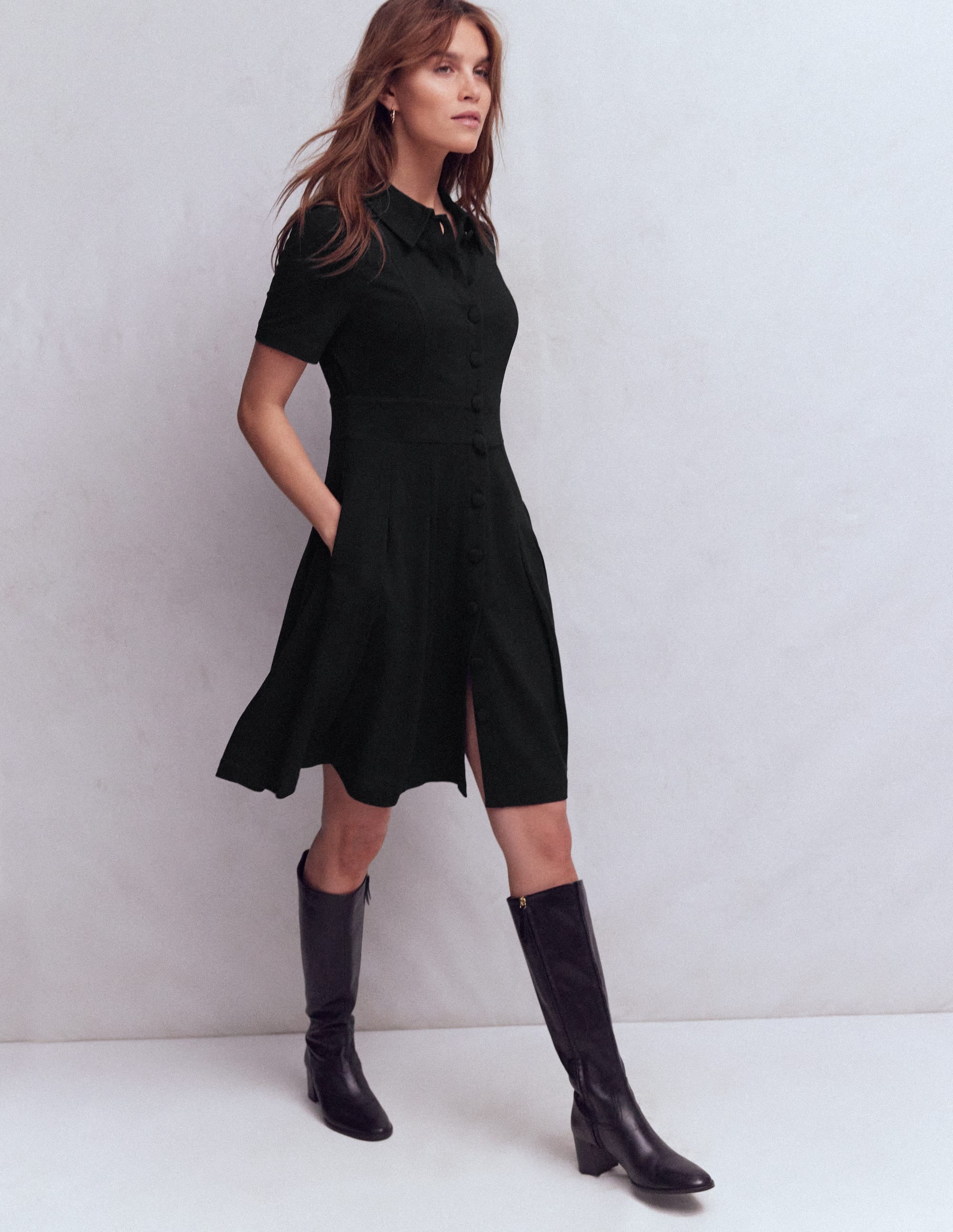 Bridget Kurzes Ponte-Kleid-Schwarz - Image 5
