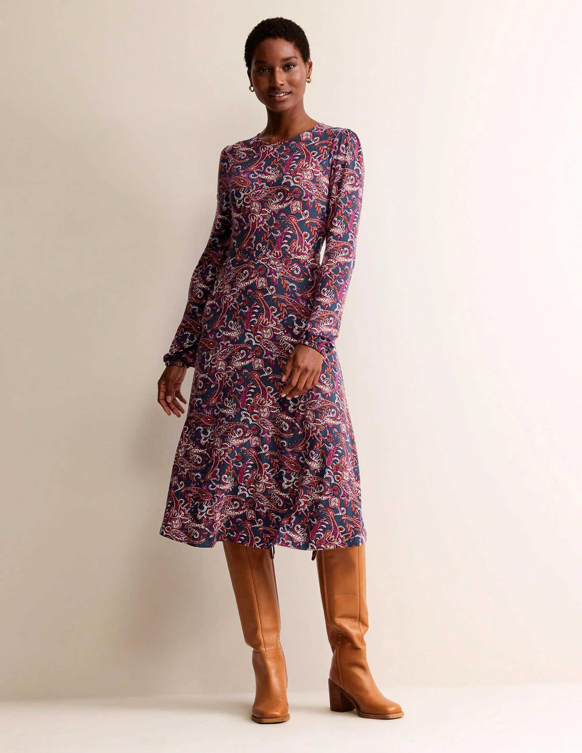 Camille Midikleid aus Jersey-Lila Stiefmütterchen, Paisley Rasen - Image 4