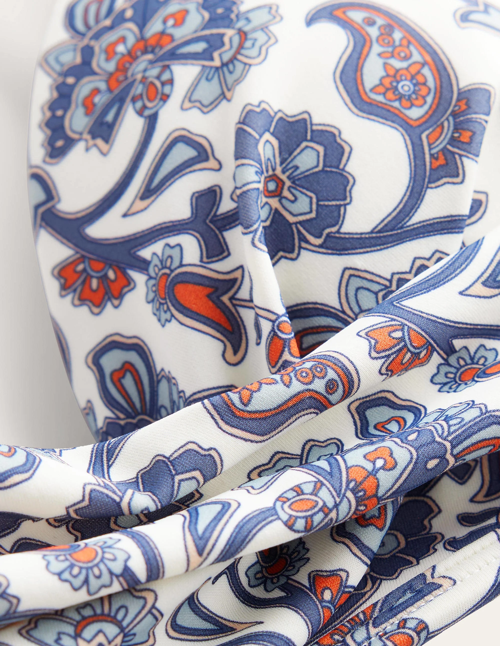 Capri Bikinioberteil mit Körbchen-Naturweiß/Blau, Paisleymuster - Image 8