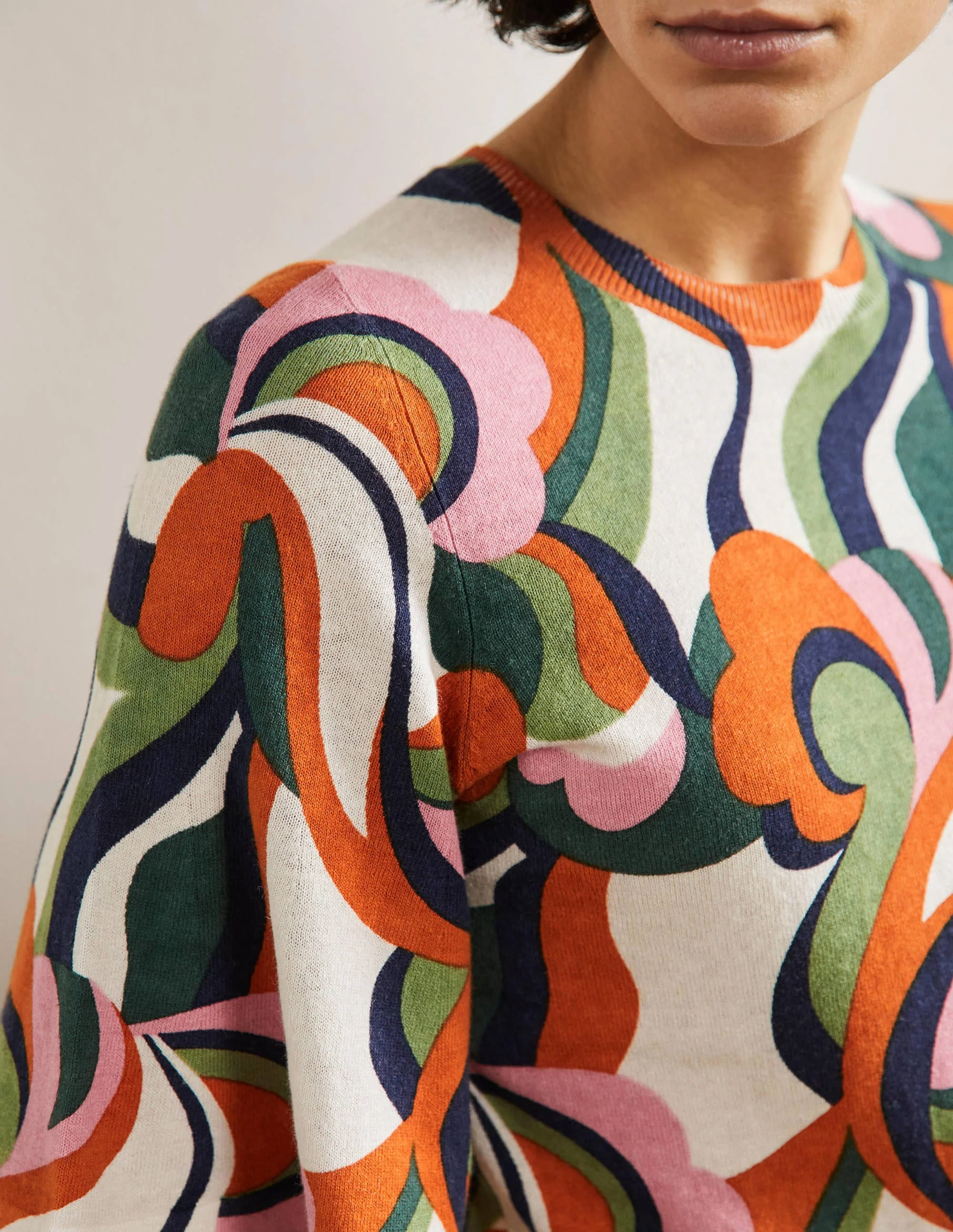 Cara Strick-T-Shirt-Abstraktes Wirbelmuster, Bunt - Image 2