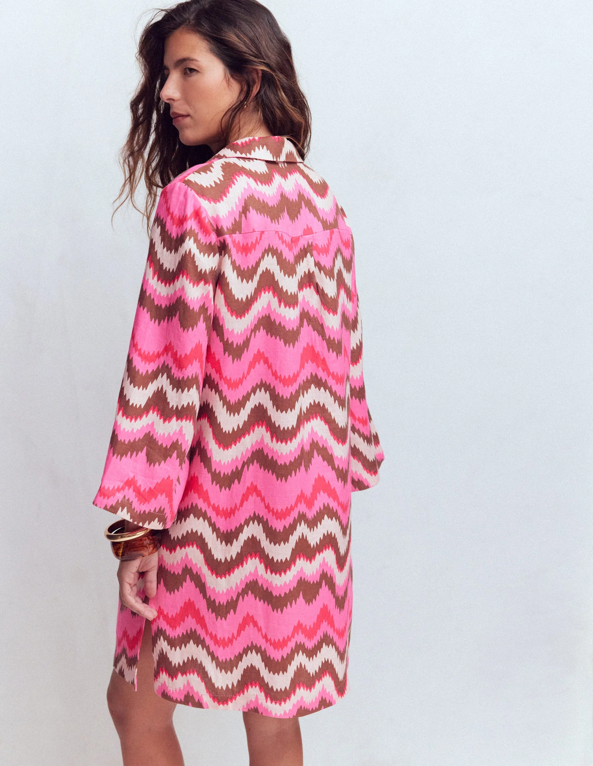 Carmen Kurzes Leinenkleid-Rosa, Zickzack-Welle - Image 3