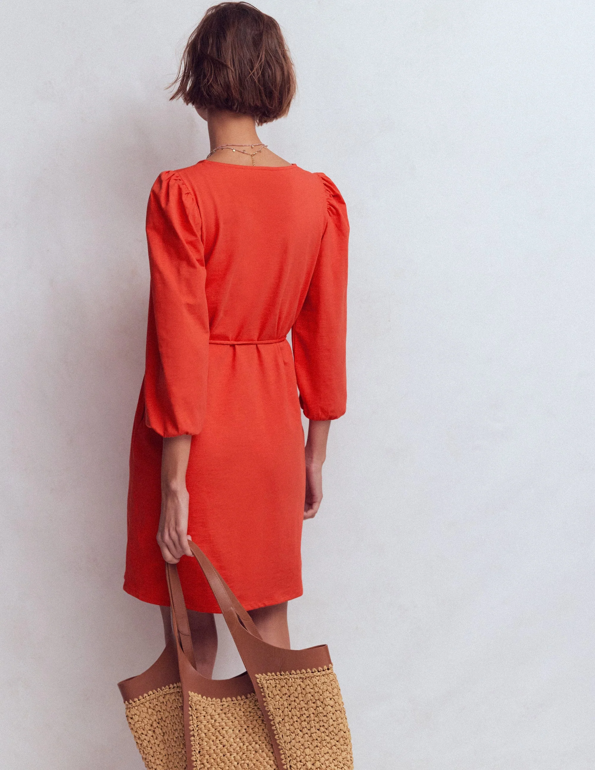 Cary Jerseykleid mit V-Ausschnitt-Blutorange - Image 3
