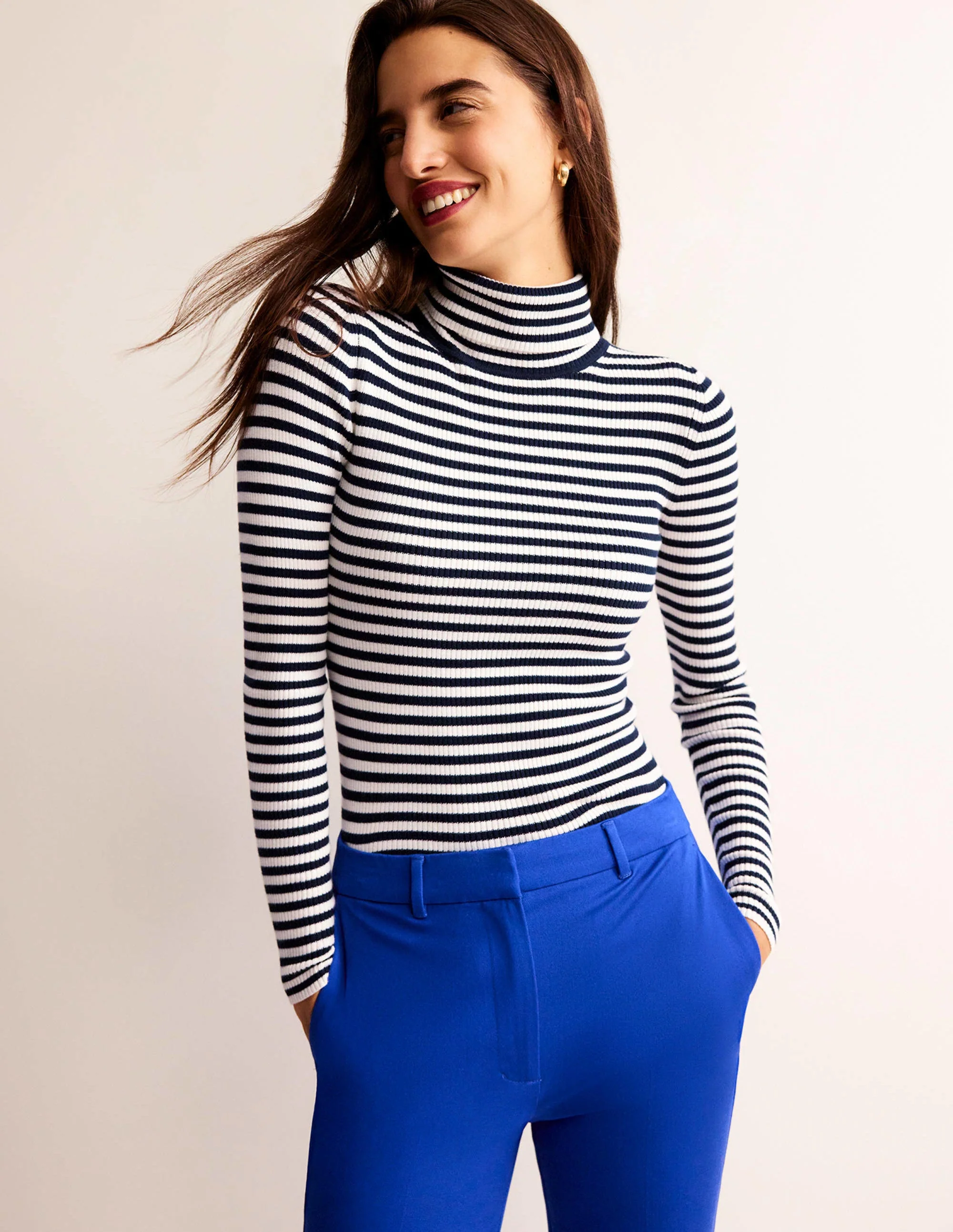 Catriona Rollkragenpullover-Marineblau / Naturweiß