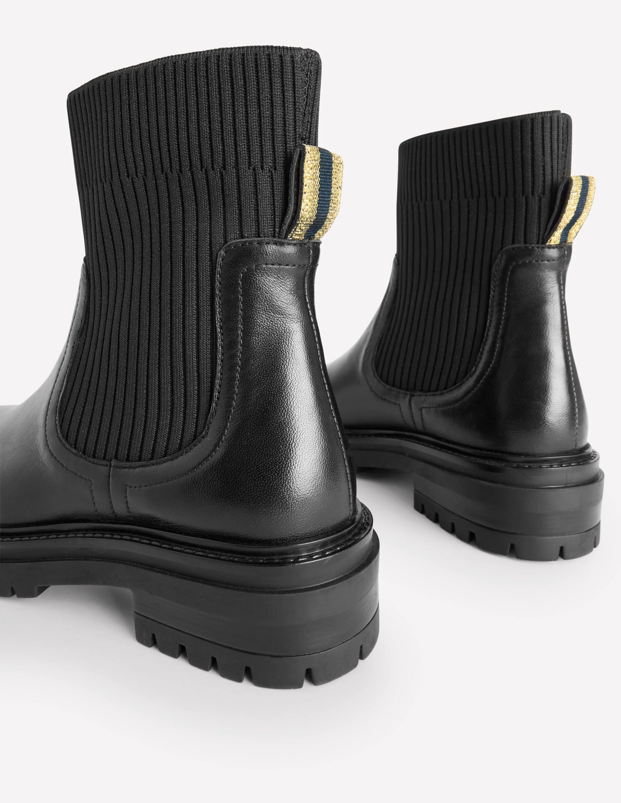 Chelsea-Stiefeletten mit Stretch-Einsätzen-Black - Image 5