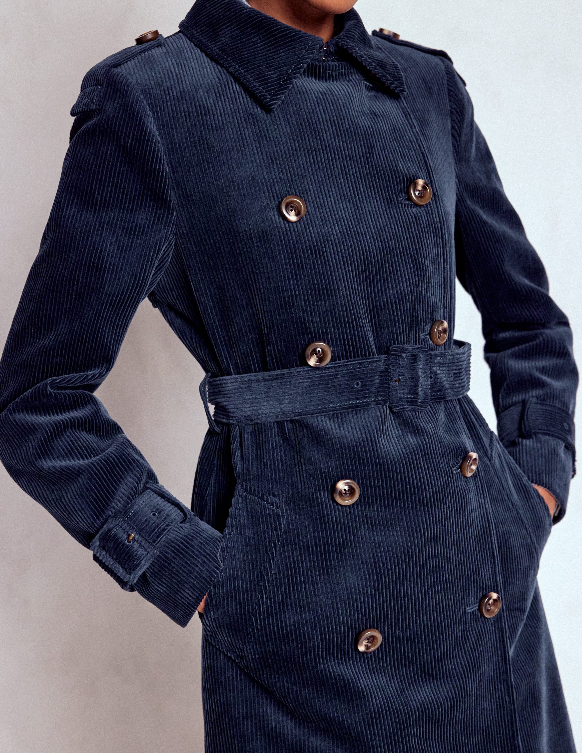 Cheltenham Trenchcoat aus Cord-Marineblau - Image 2