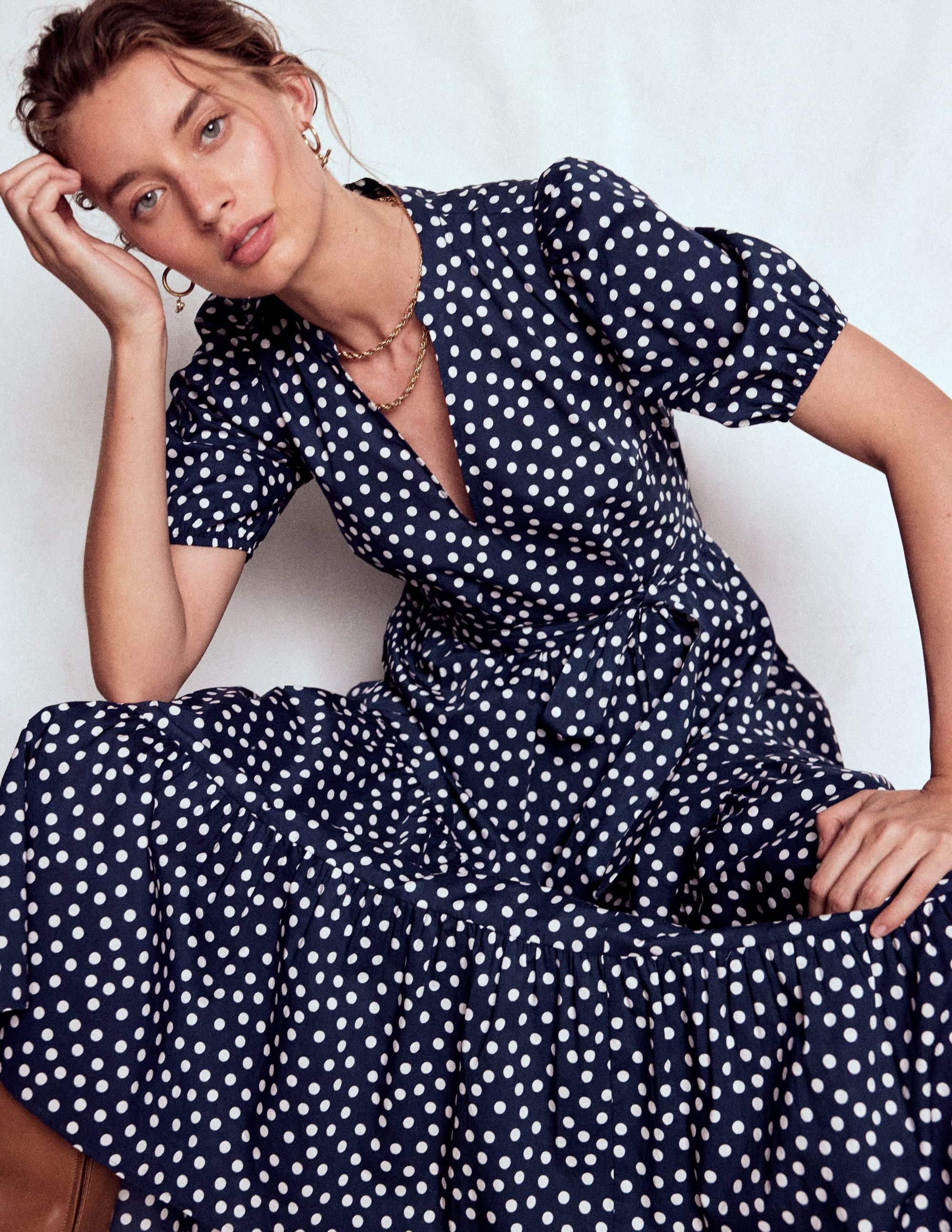 Christabel Baumwoll-Midikleid-Französisches Marineblau, Gemalte Tupfen - Image 2