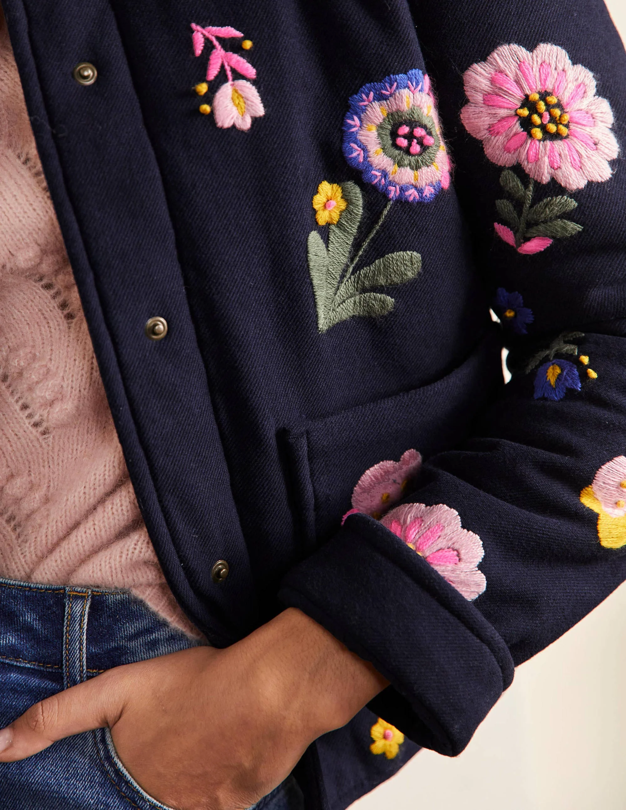 Clara Jacke mit Stickerei-Navy, Blumenstickerei - Image 2