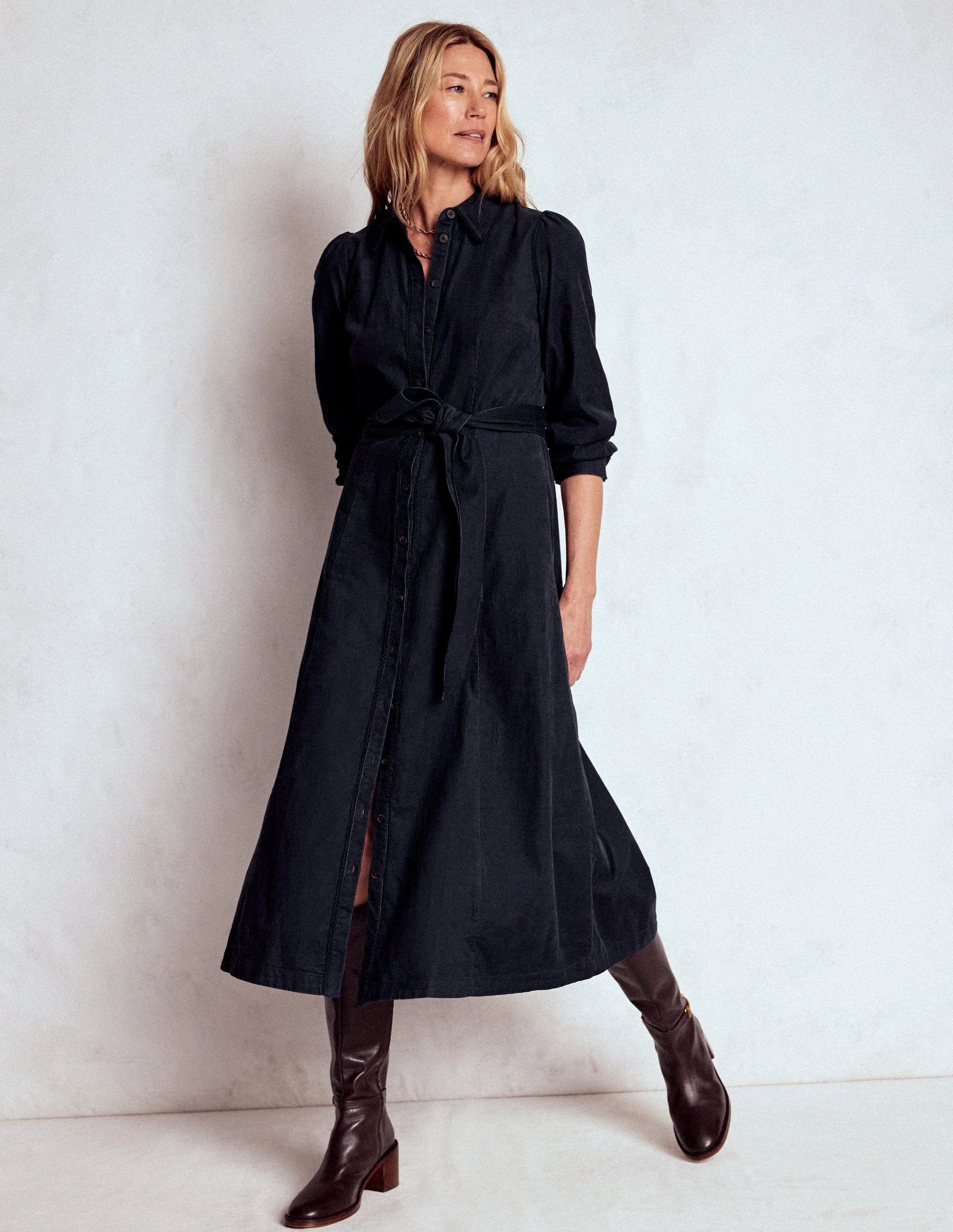 Clara Midikleid aus Cord-Mitternachtsblau
