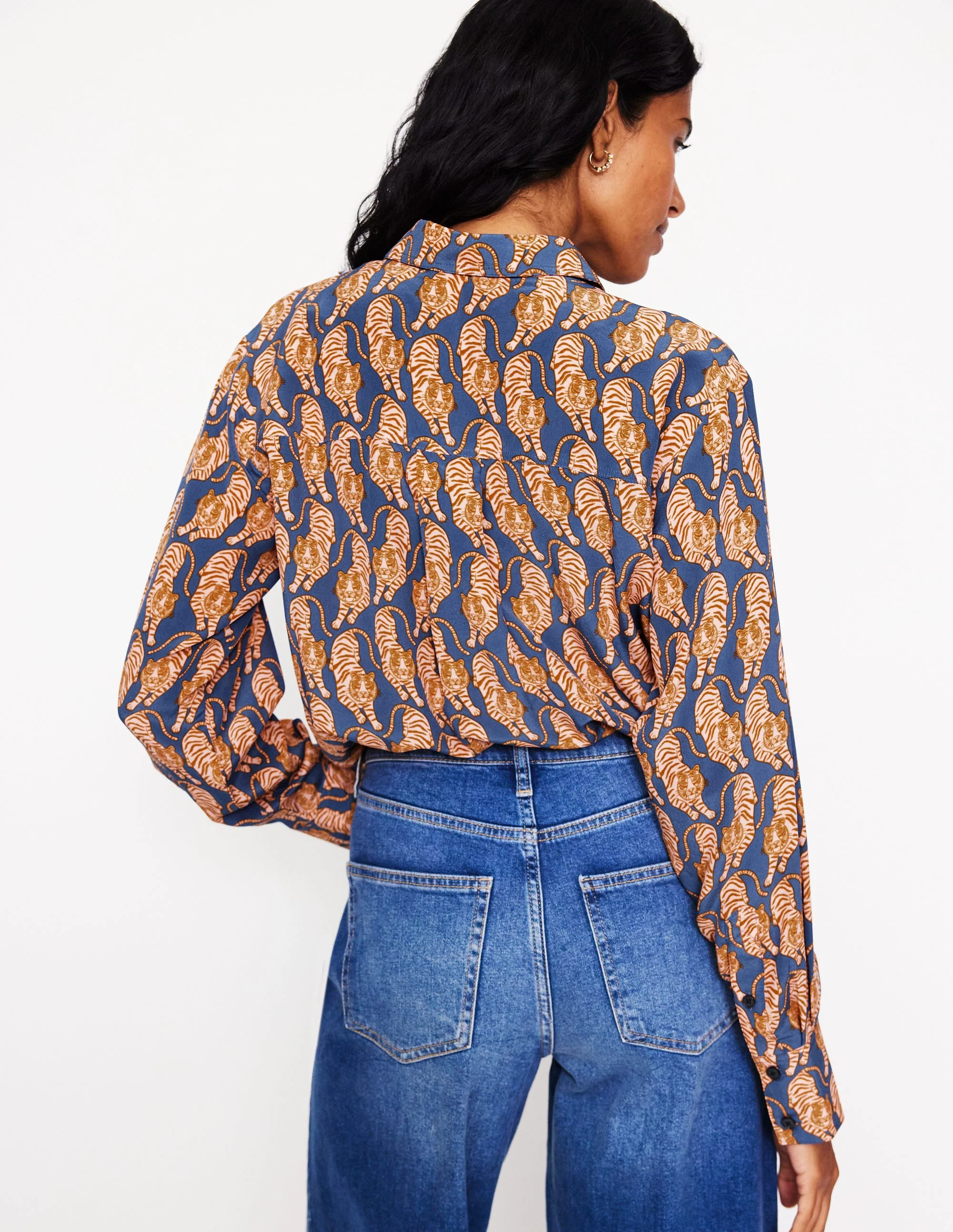 Connie Lockeres Seidenhemd-Denim-Blau, Tiger - Image 3