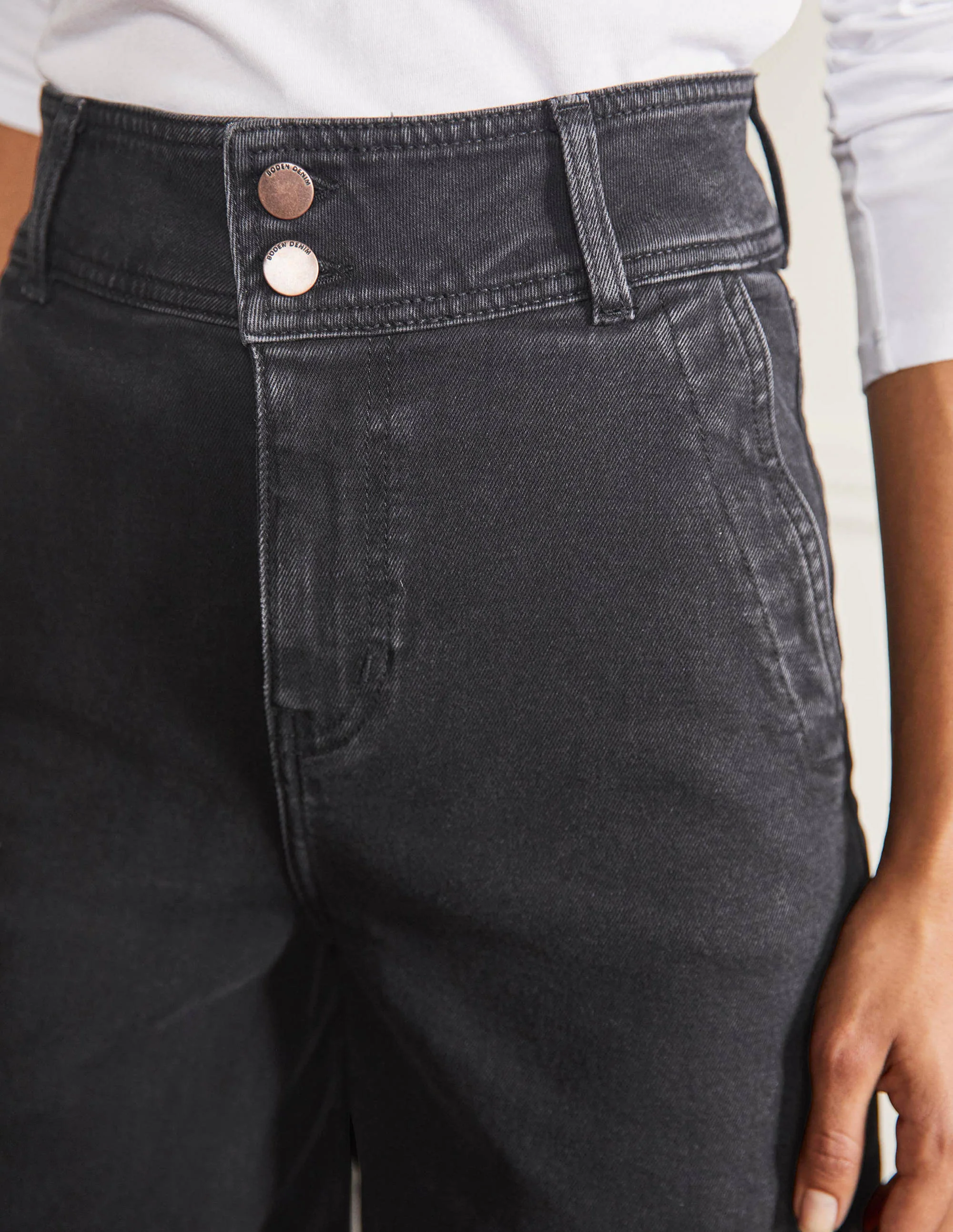 Culotte mit weitem Bein-Gewaschenes Schwarz