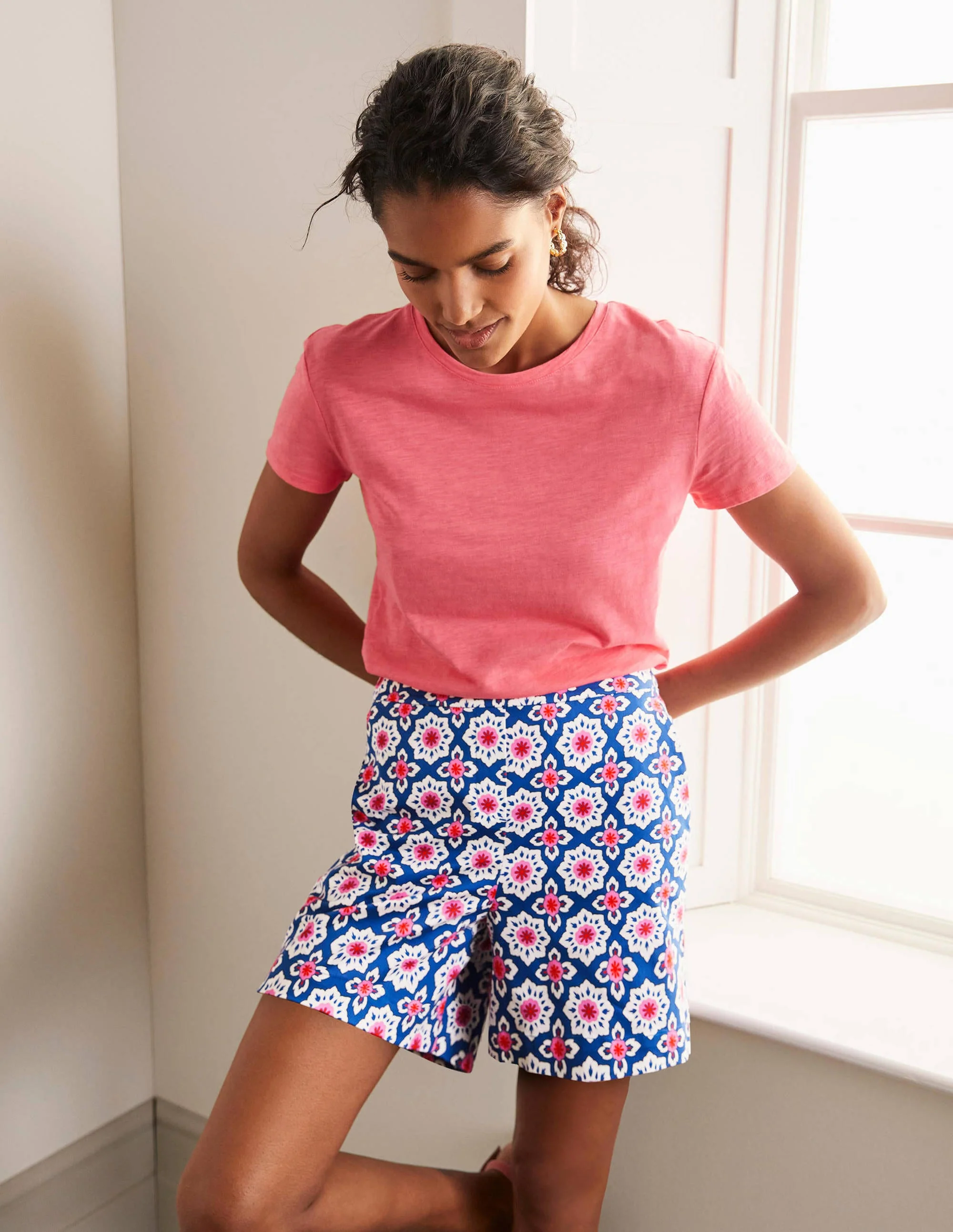 Danby Shorts zum Hineinschlüpfen-Gipfelblau, Mosaikmuster - Image 2