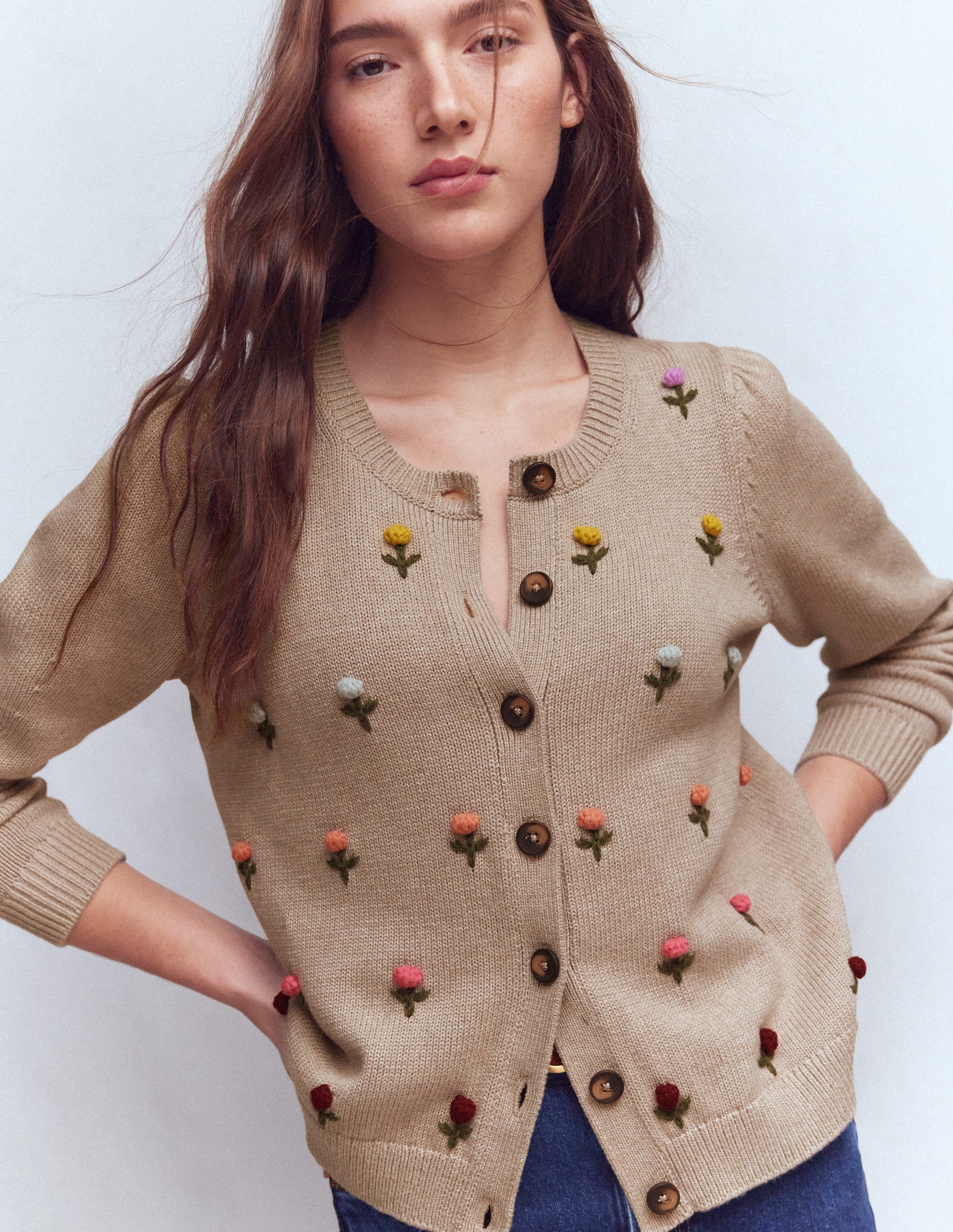 Davina Strickjacke mit Puffärmeln-Chinchilla Stickerei - Image 4